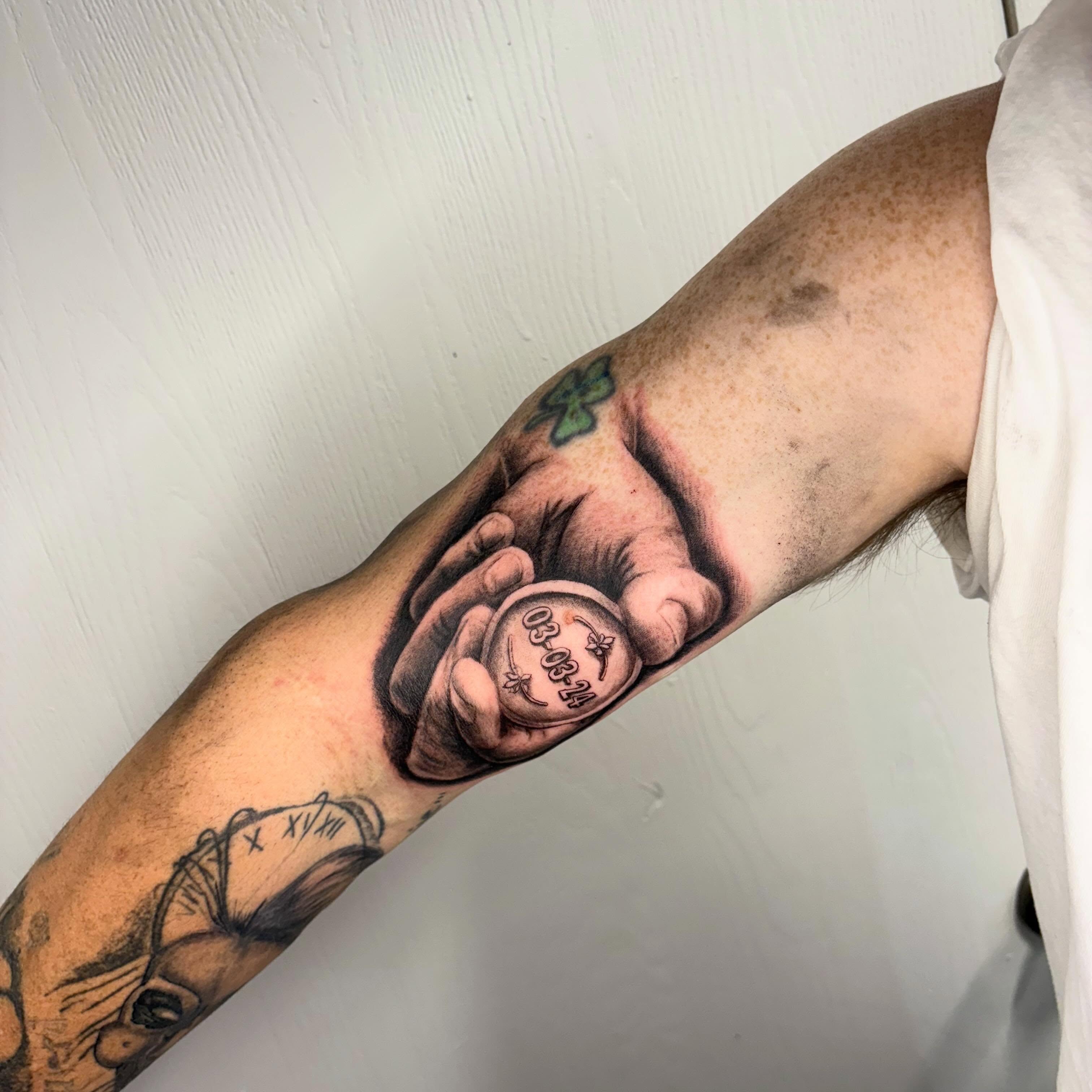 Tattoo by @jc_tat2s — realism