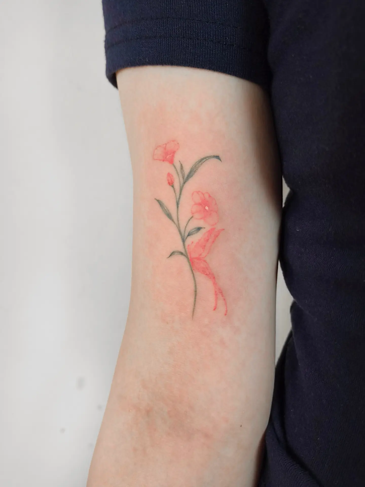 Tattoo by @ink_x_seoul — watercolor
