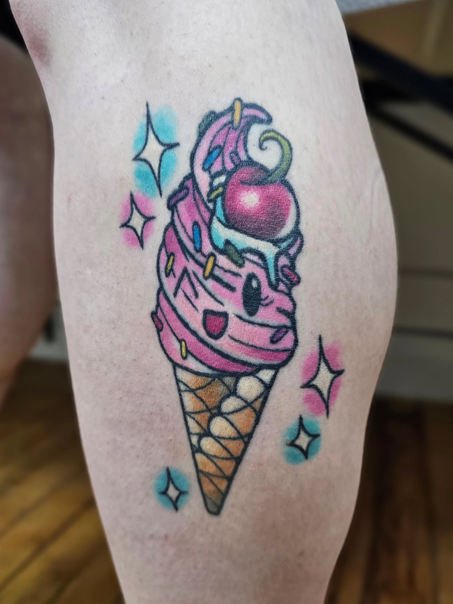 Tattoo by @alexalachutatattoos — new_school