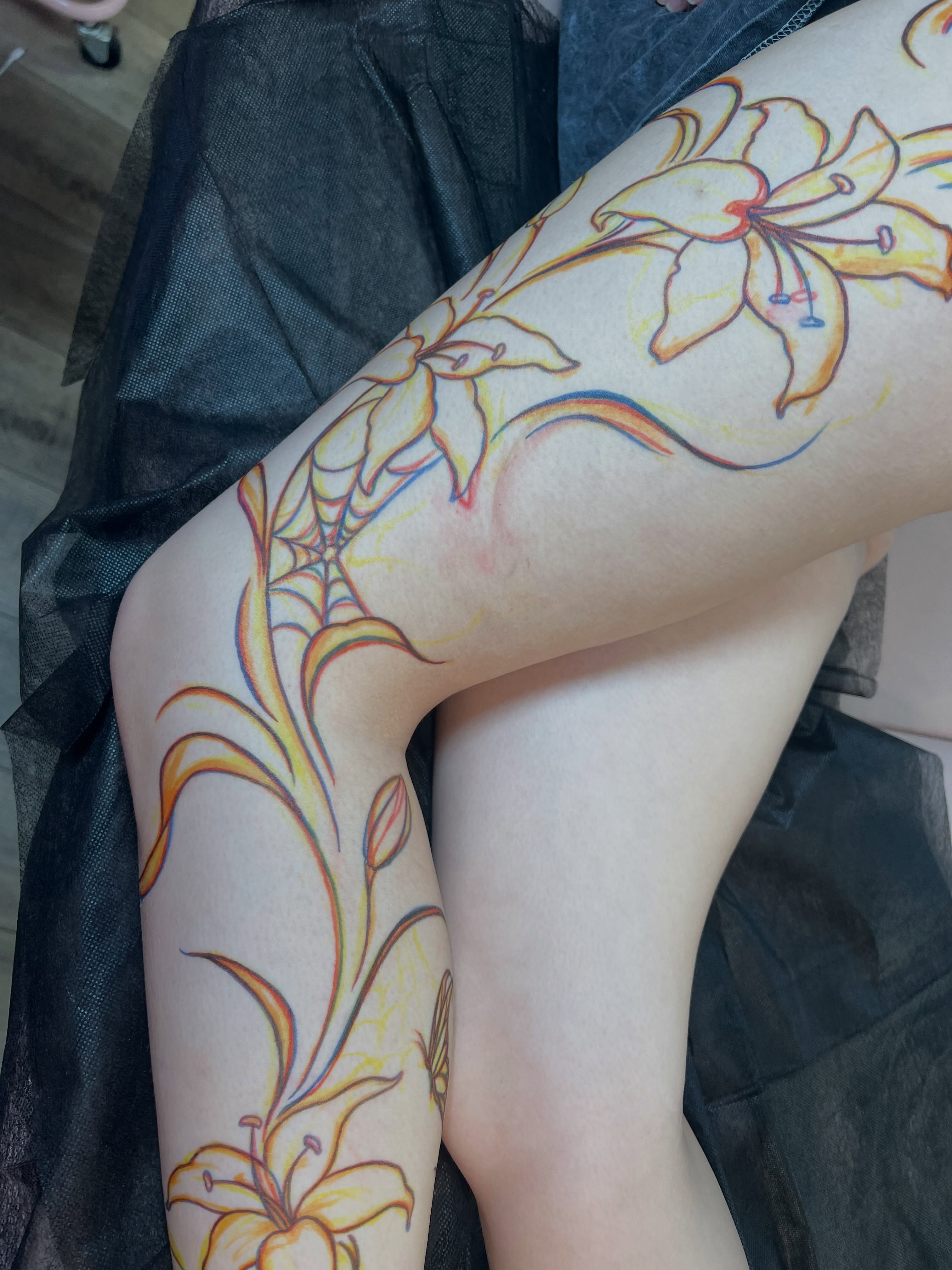 Tattoo by @queenetattoos — new_school, ornamental