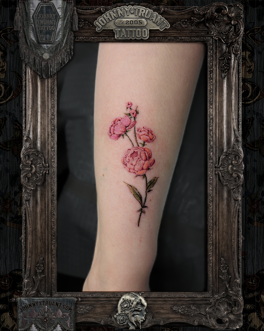 Tattoo by @johnnyxtruant — realism