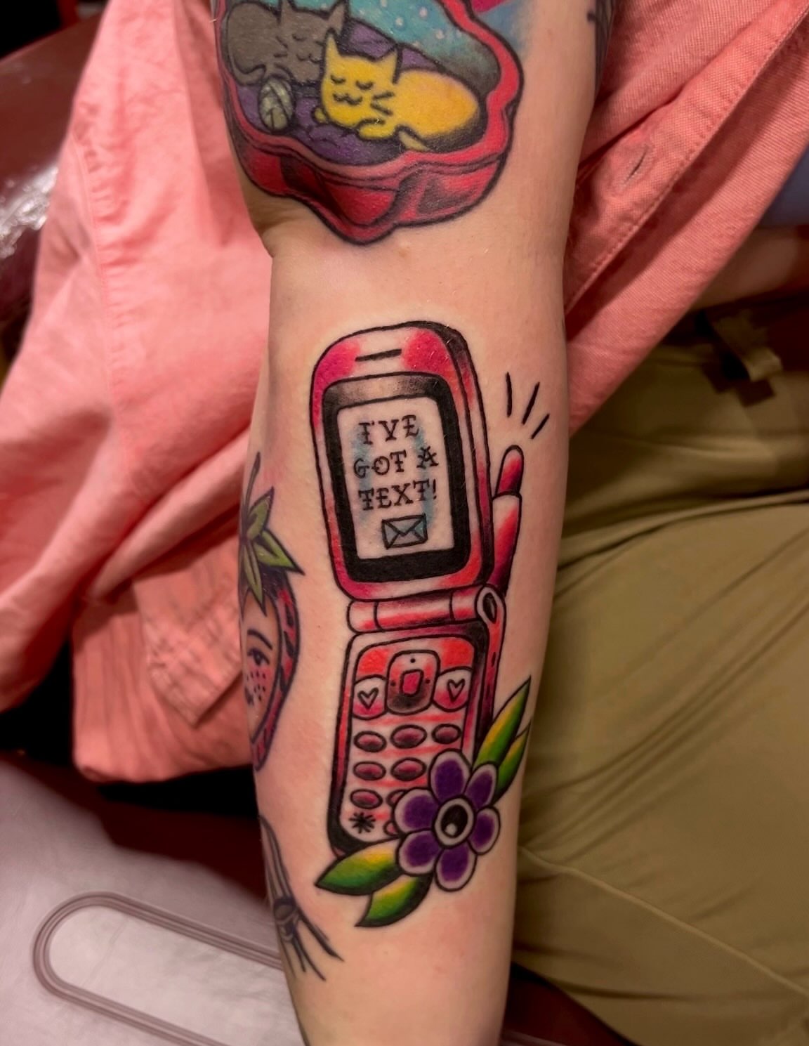 Tattoo by @mia_tatilla — new_school, dotwork