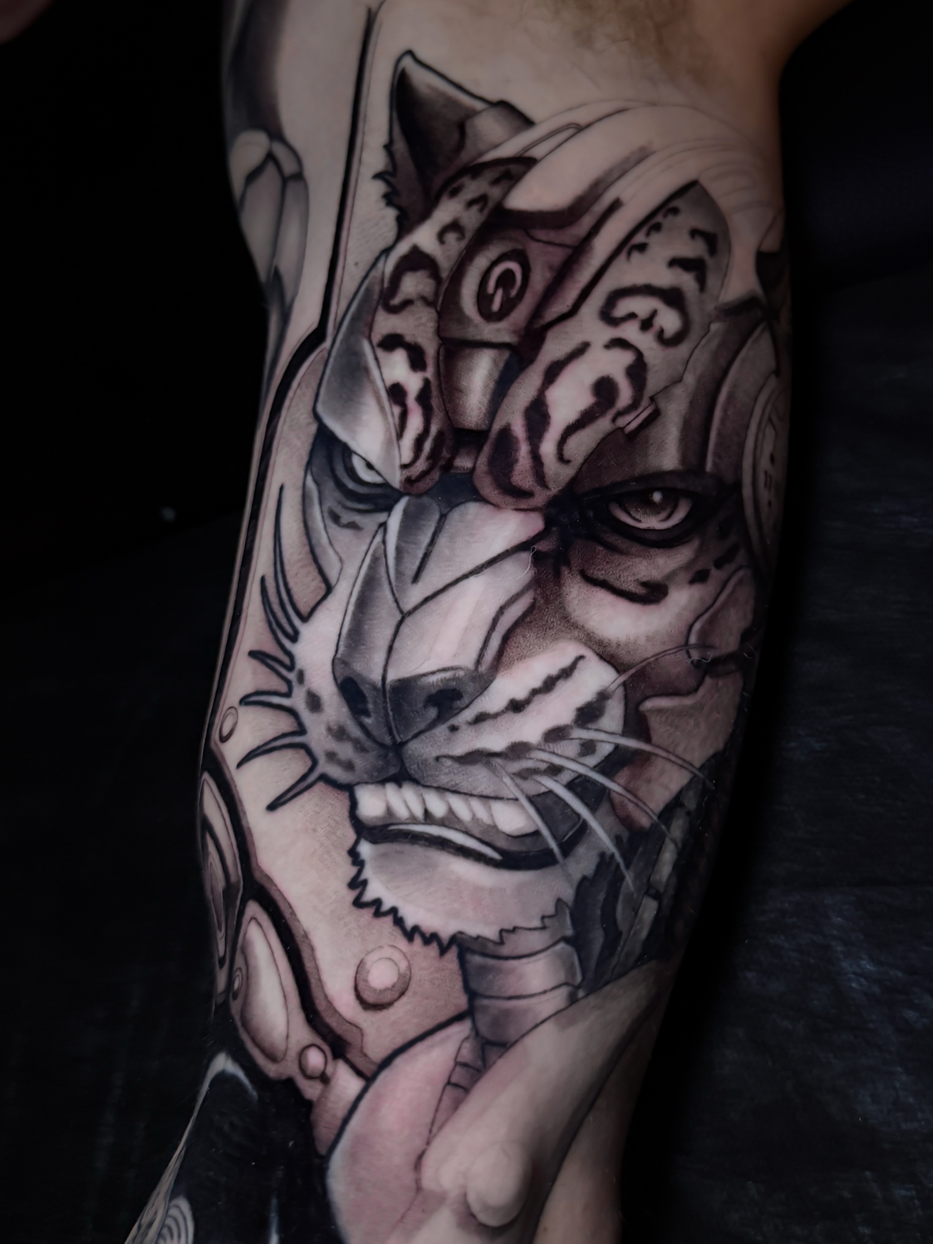 Mechanical tiger realism tattoo on the forearm by Carlos Valdes ✨ Tattoo Artist in Tampa FL