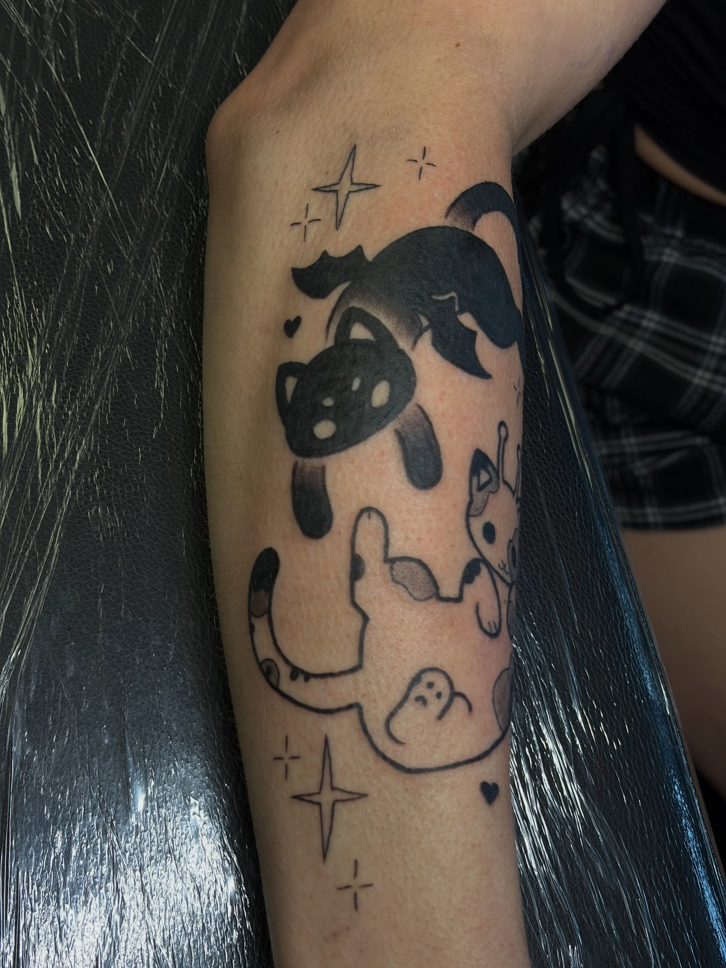 Tattoo by @raven.without.wings — black_and_grey