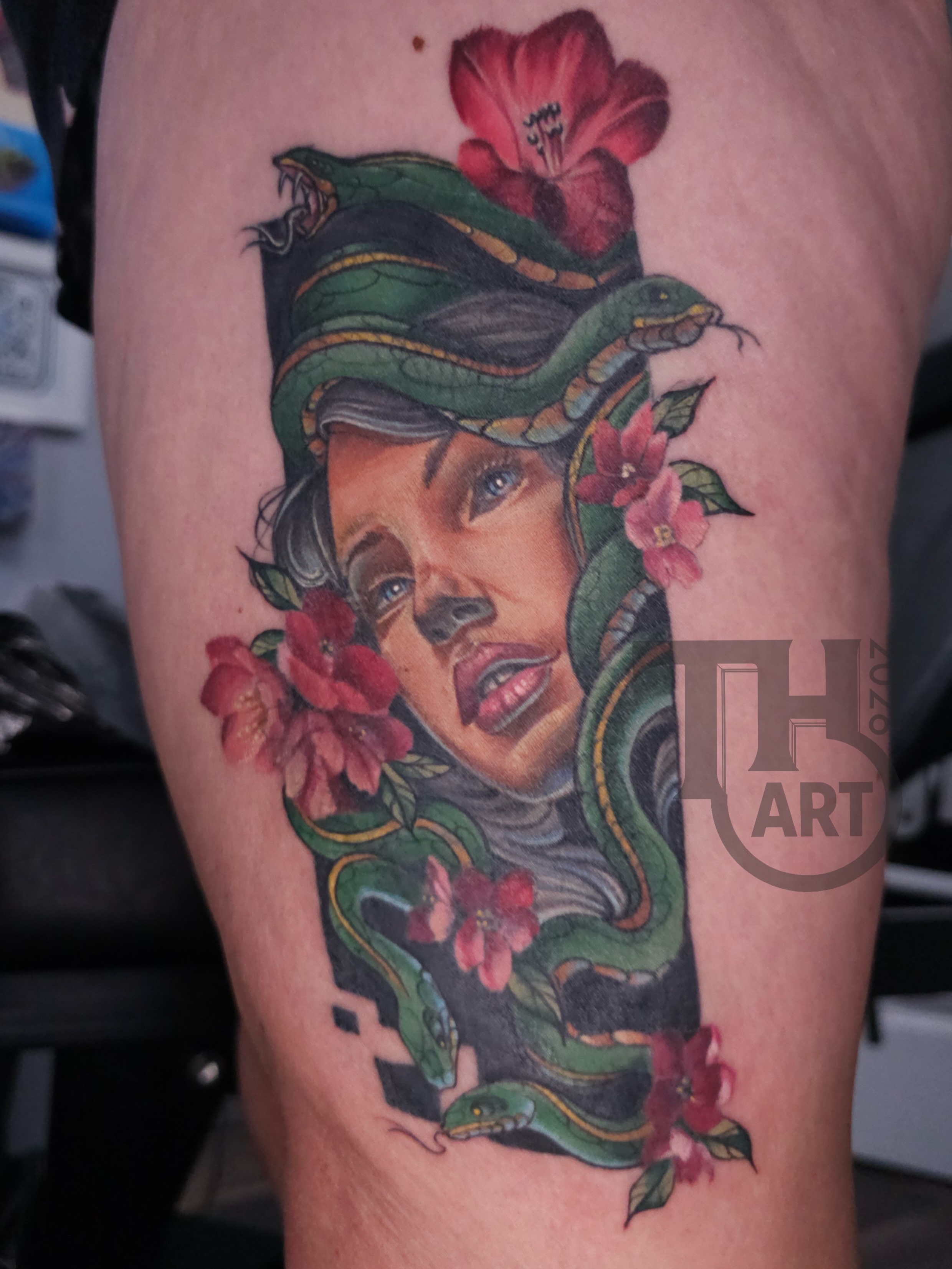 Tattoo by @thomasharrisart — realism, dotwork