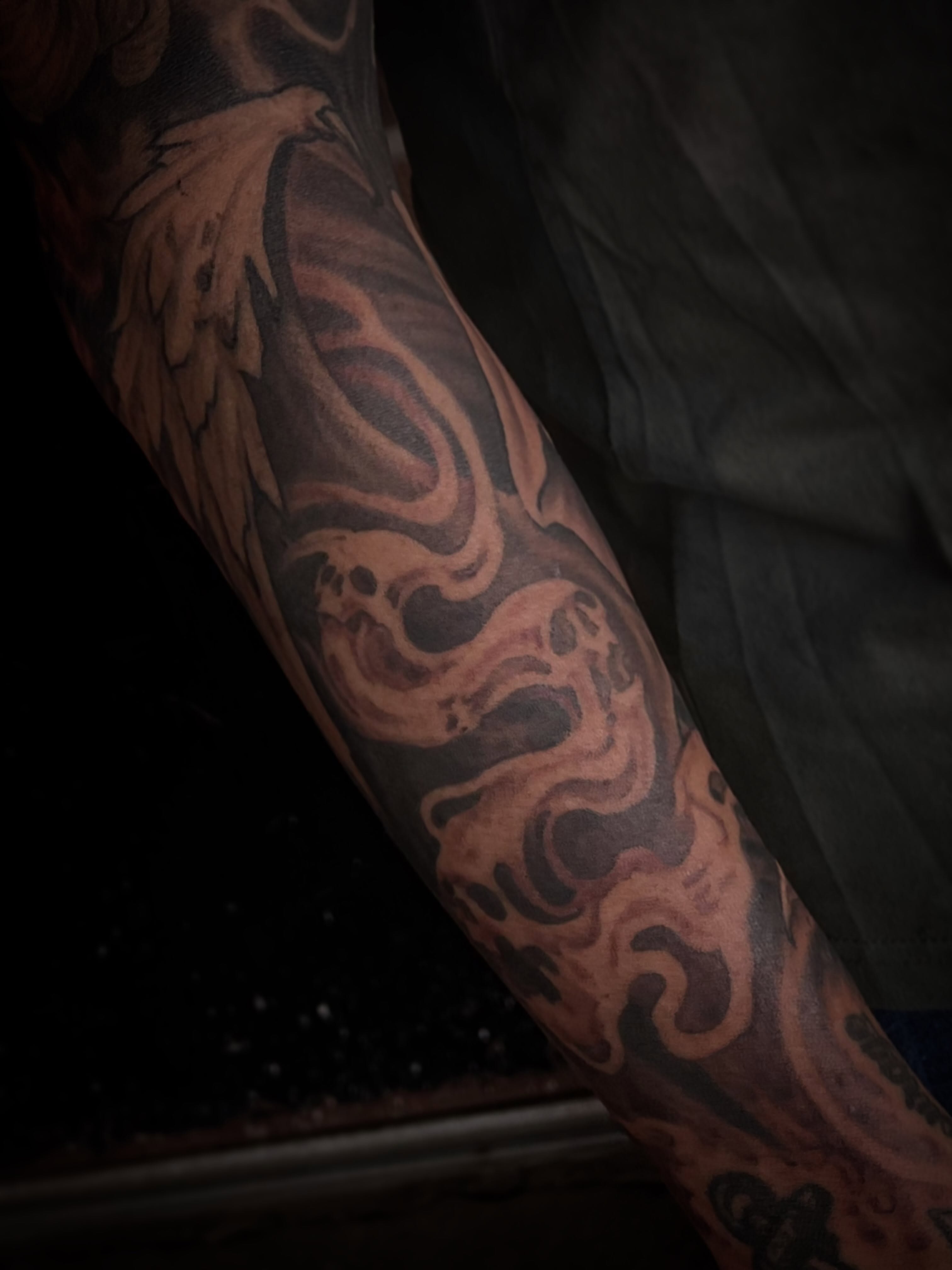 Tattoo by @evanmakesart — black_and_grey