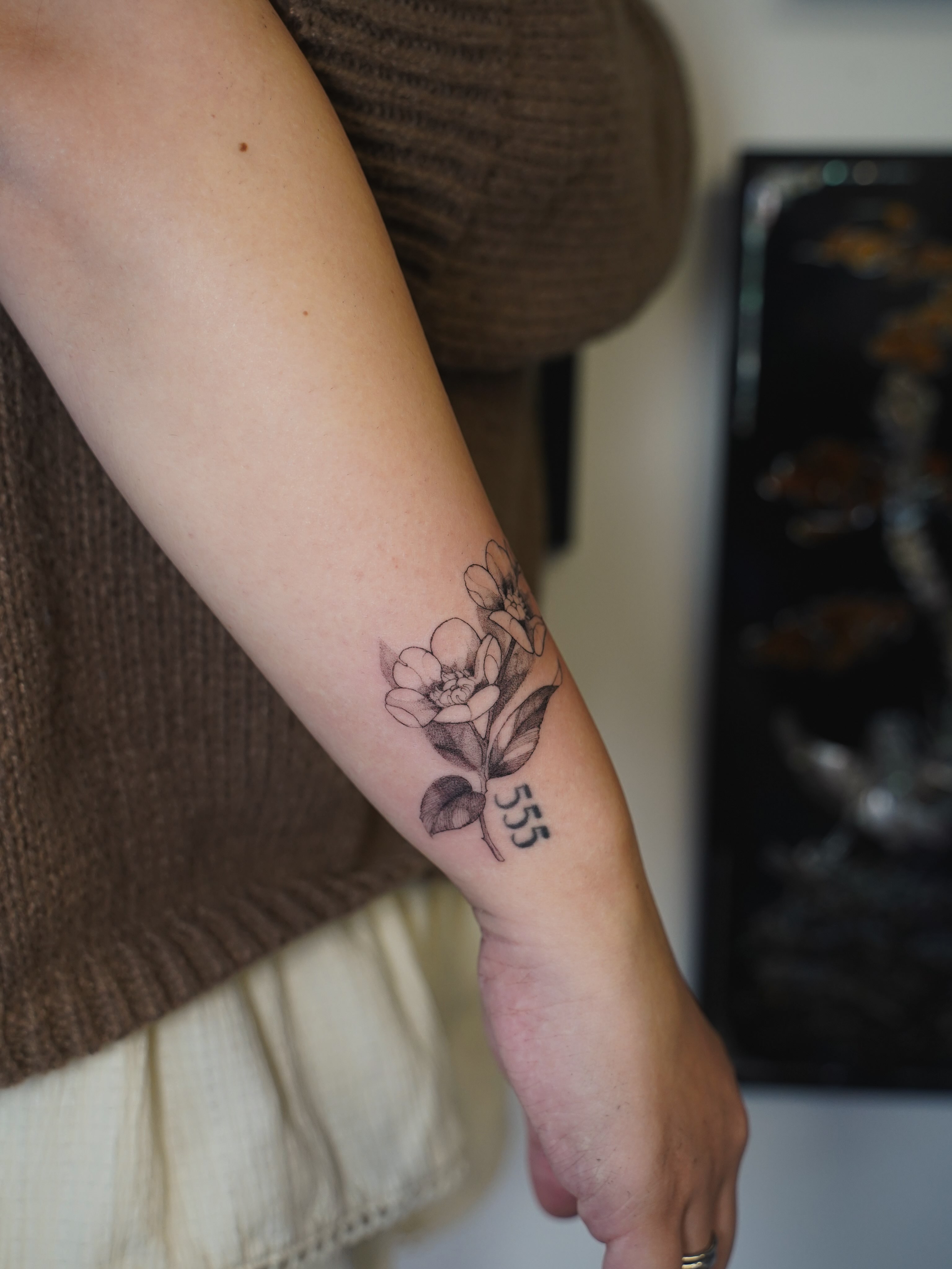 Tattoo by @emmaleetattoo — black_and_grey
