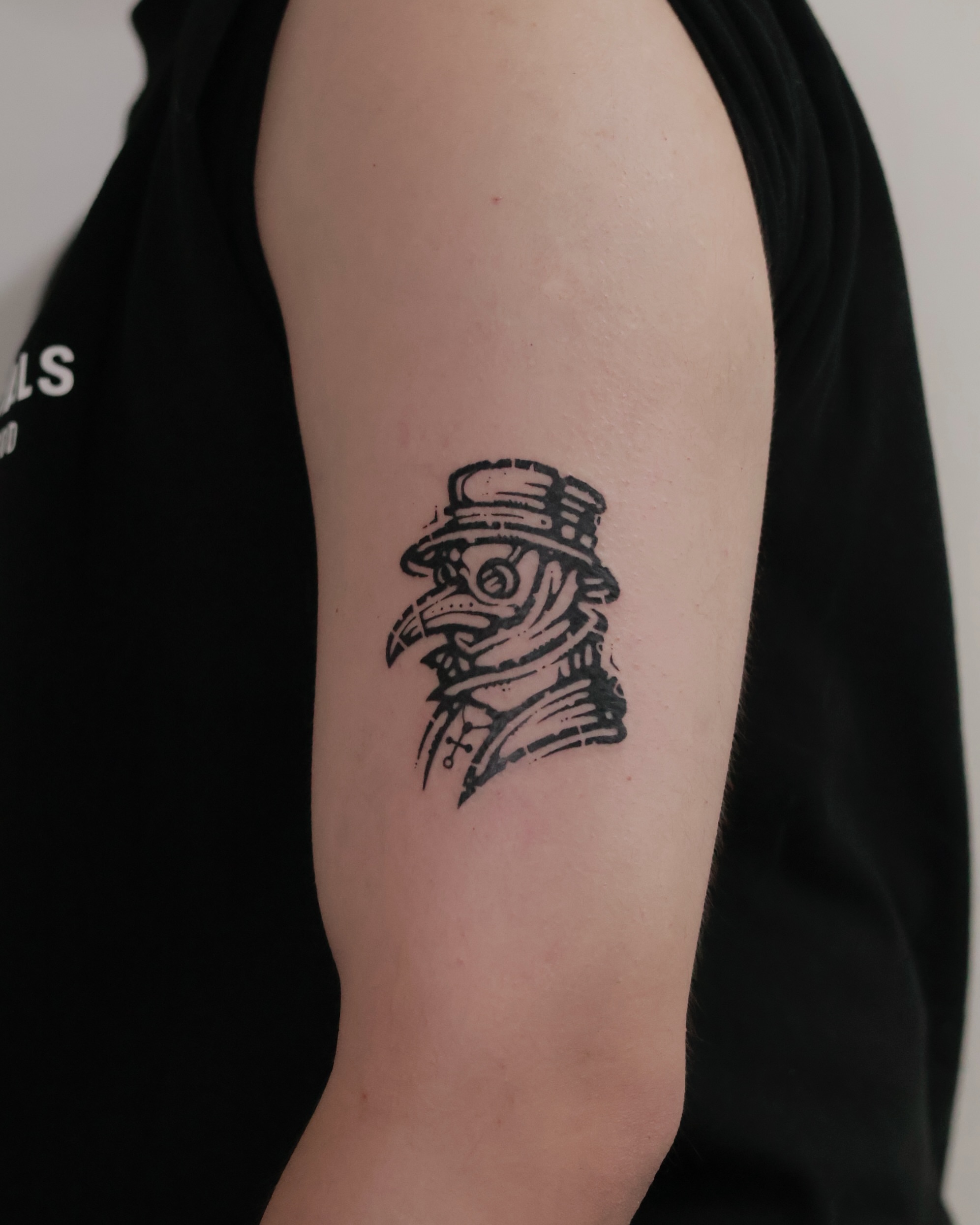 Tattoo by @momotattoo0906 — black_and_grey