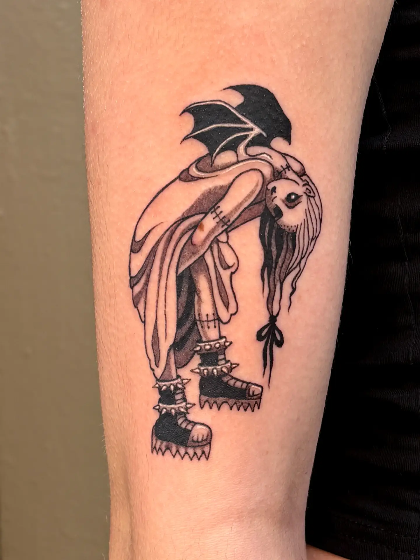Tattoo by @forever.scabs — black_and_grey