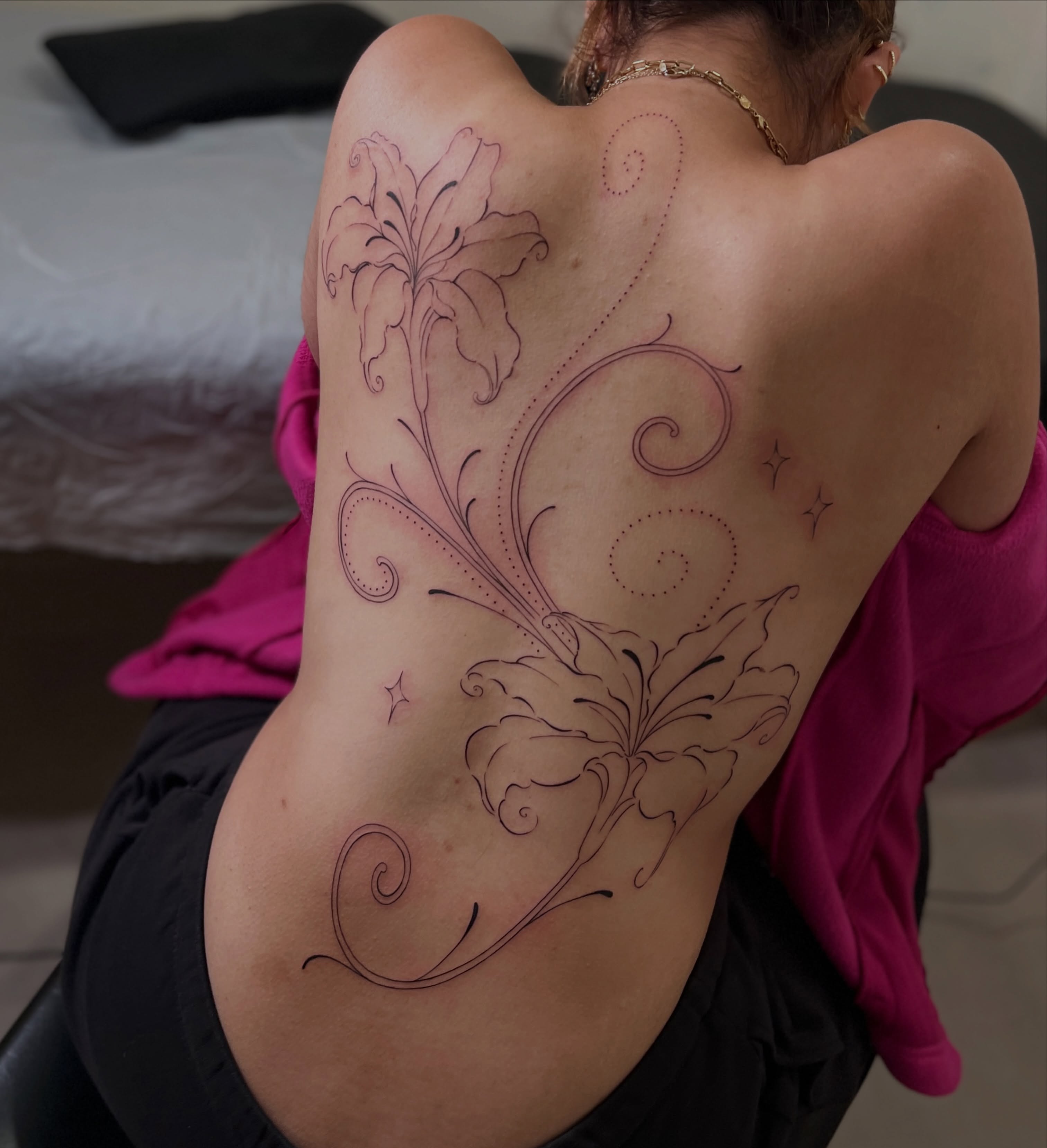 Tattoo by @snowyy.inks — fine_line, ornamental