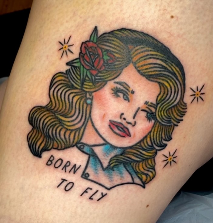 Woman with roses American traditional tattoo on the thigh by ππππππππ