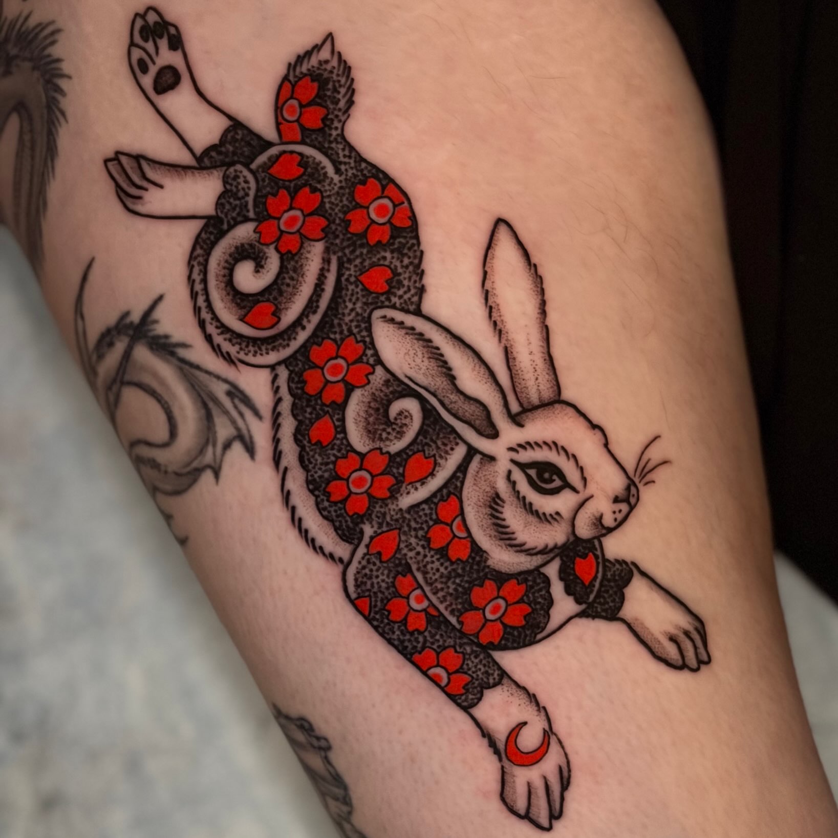 Tattoo by @frankphoenix — dotwork, japanese_irezumi