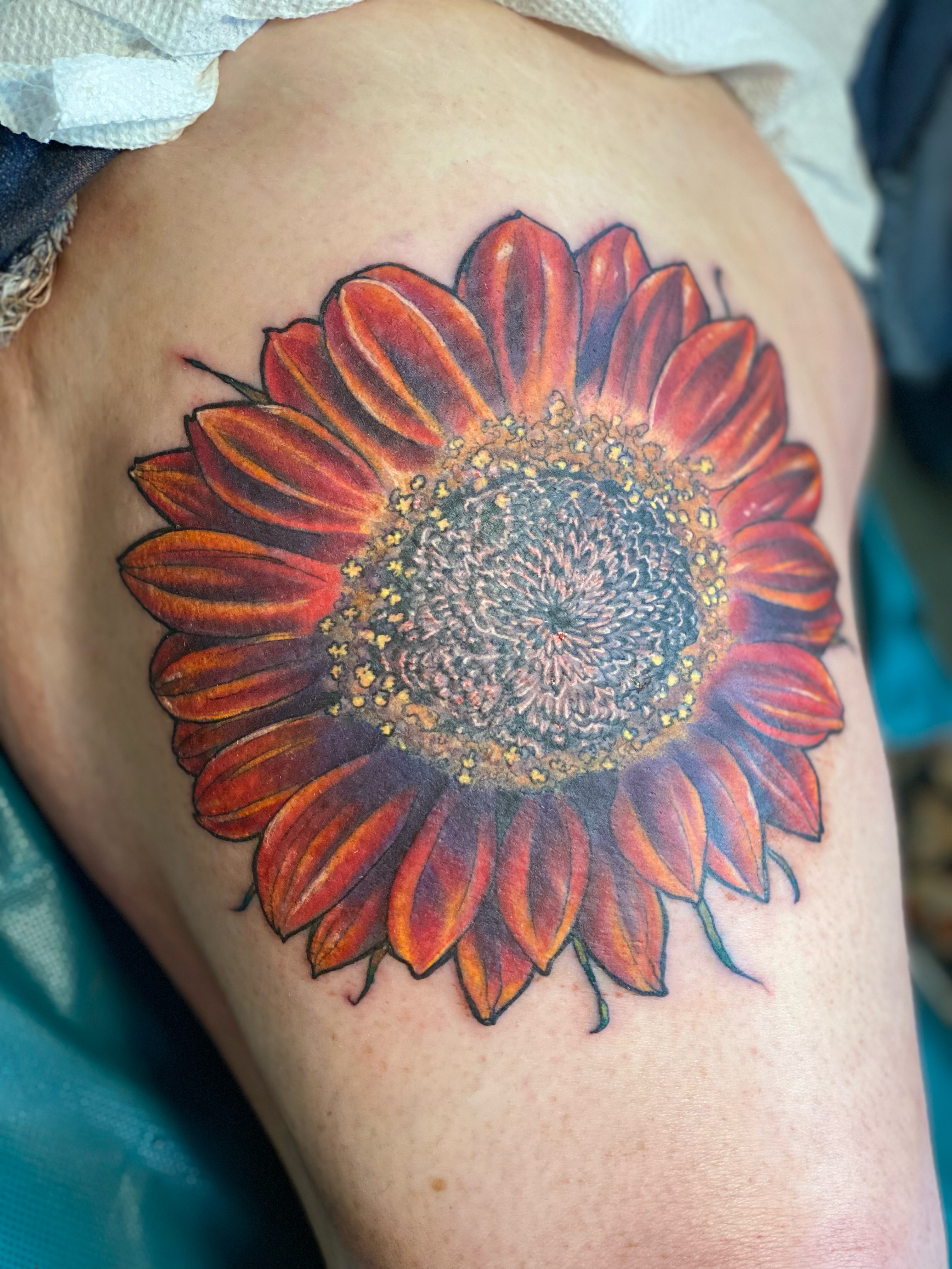 Tattoo by @omaredmisontattooer — realism