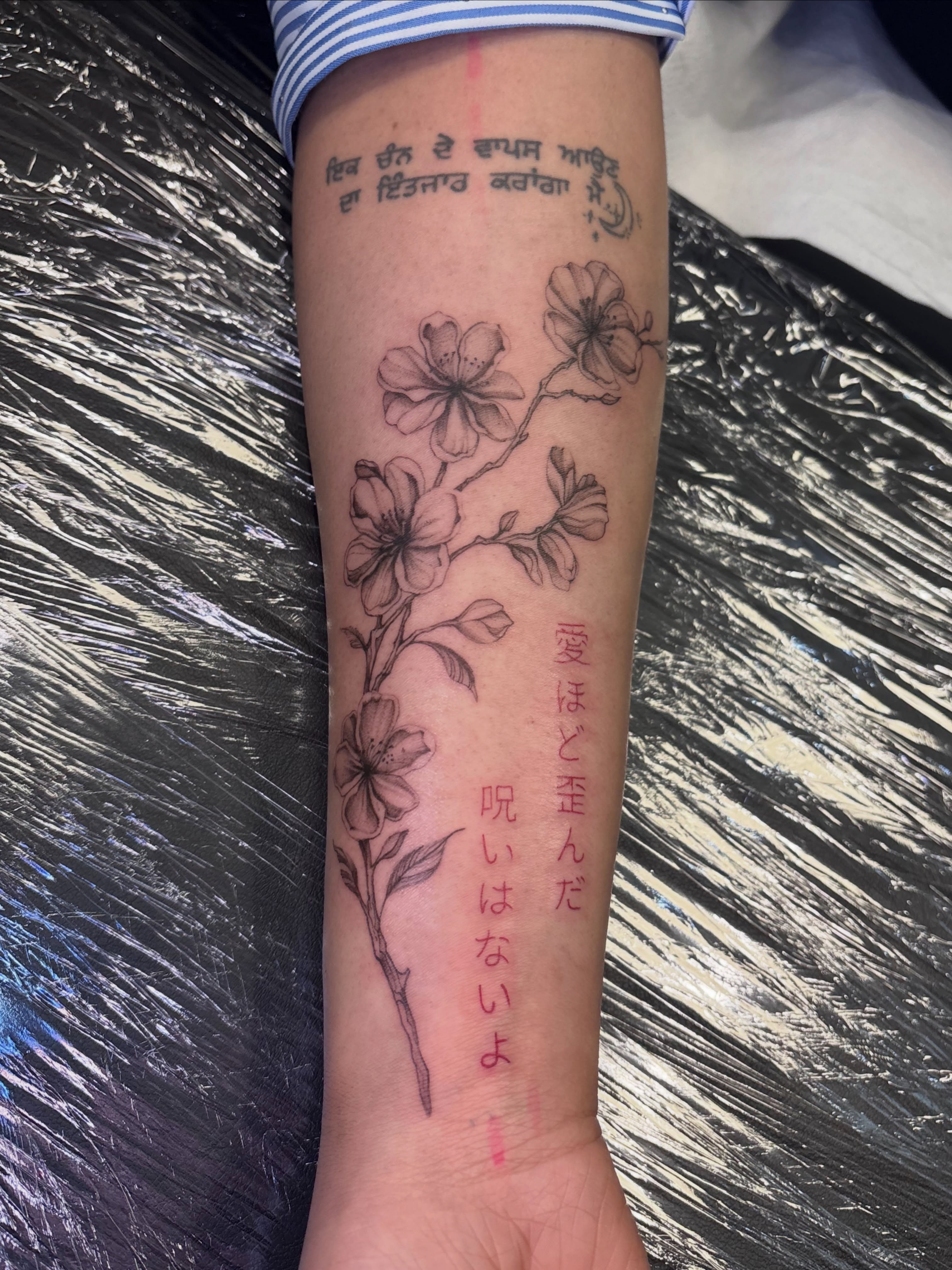 Tattoo by @ariusink — black_and_grey
