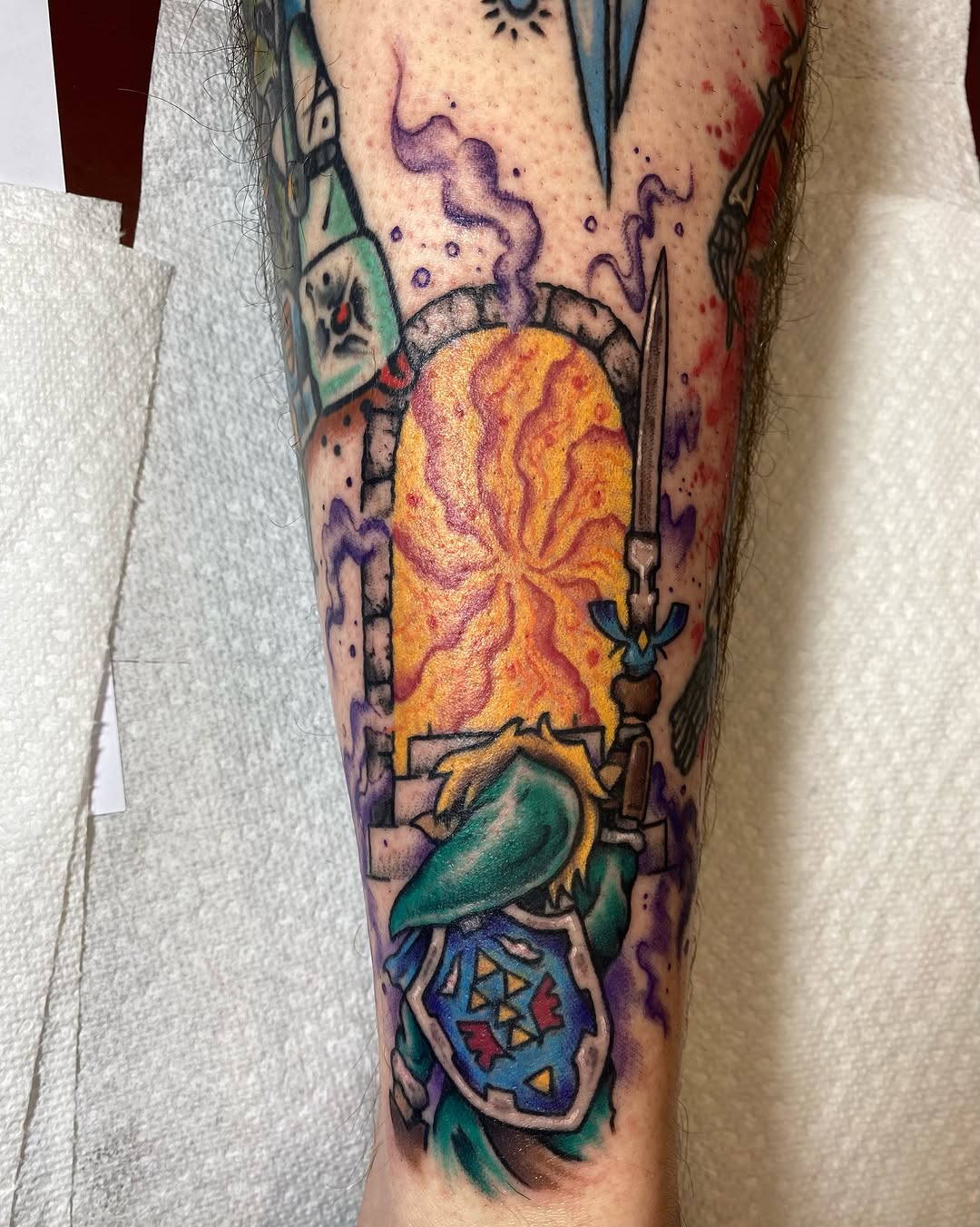 Tattoo by @sc0ttstattoos — new_school, dotwork