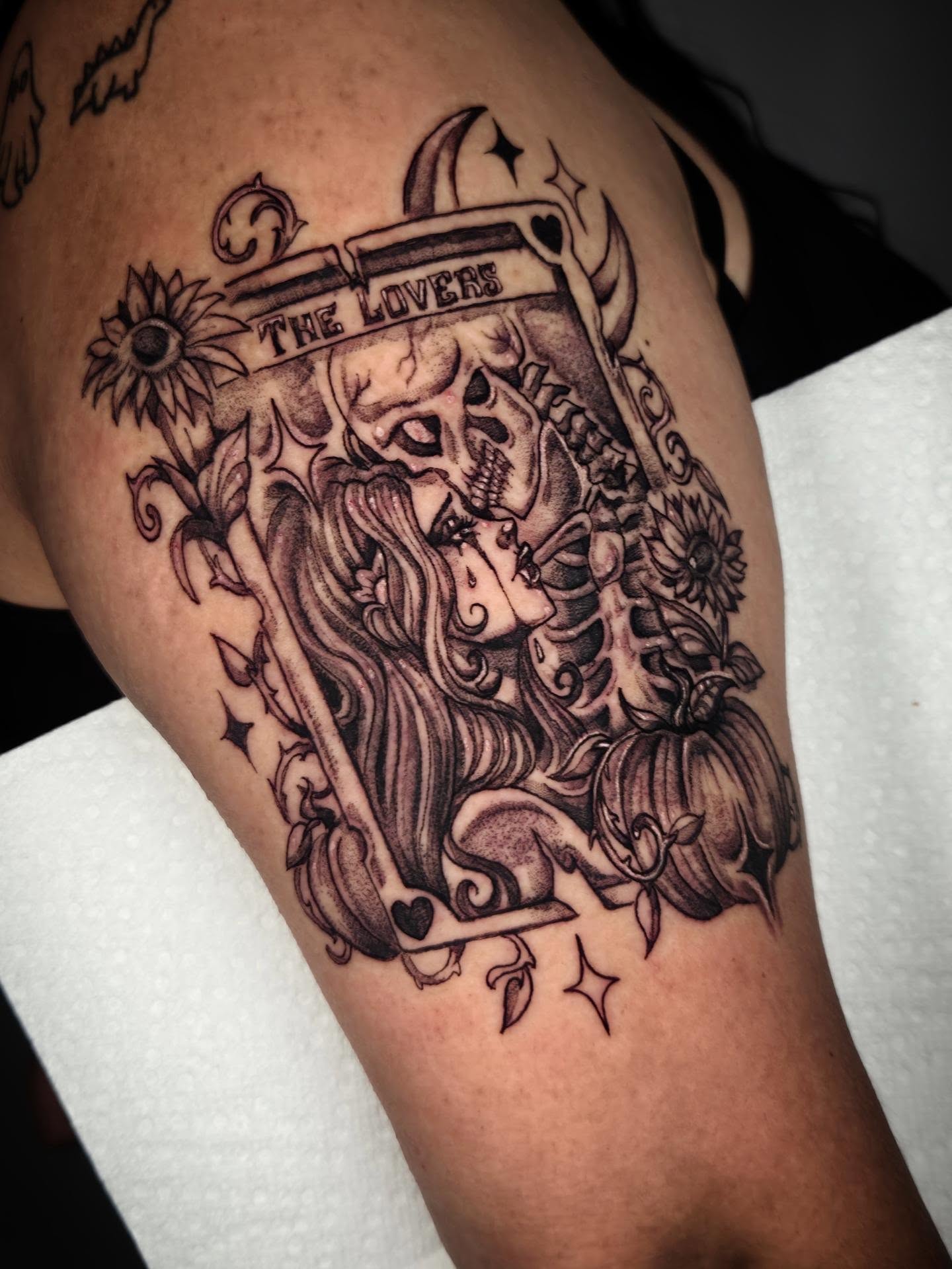 The lovers realism tattoo on the shoulder by Devin 🖤