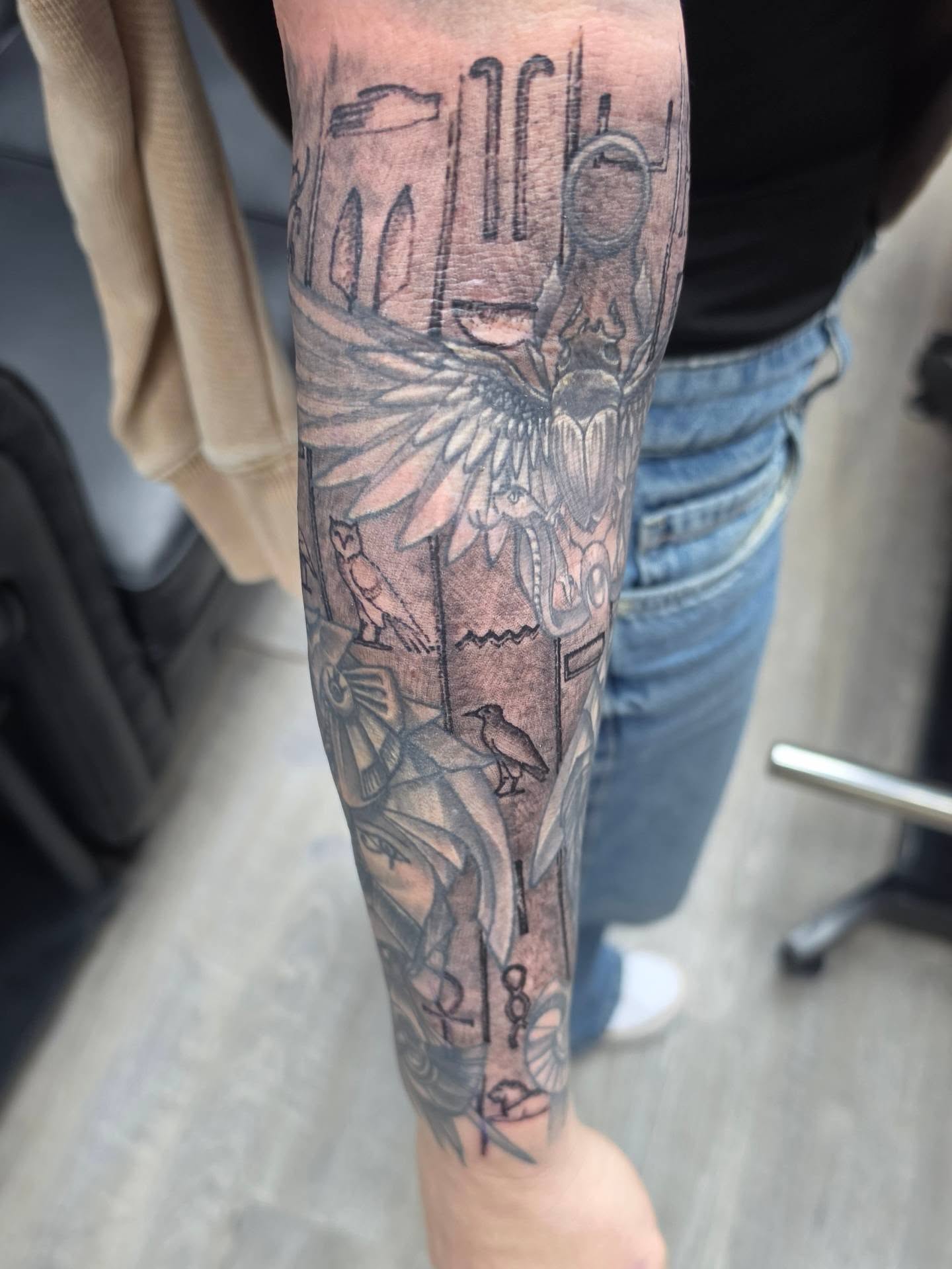Tattoo by @david_winn_tattoos — black_and_grey, realism