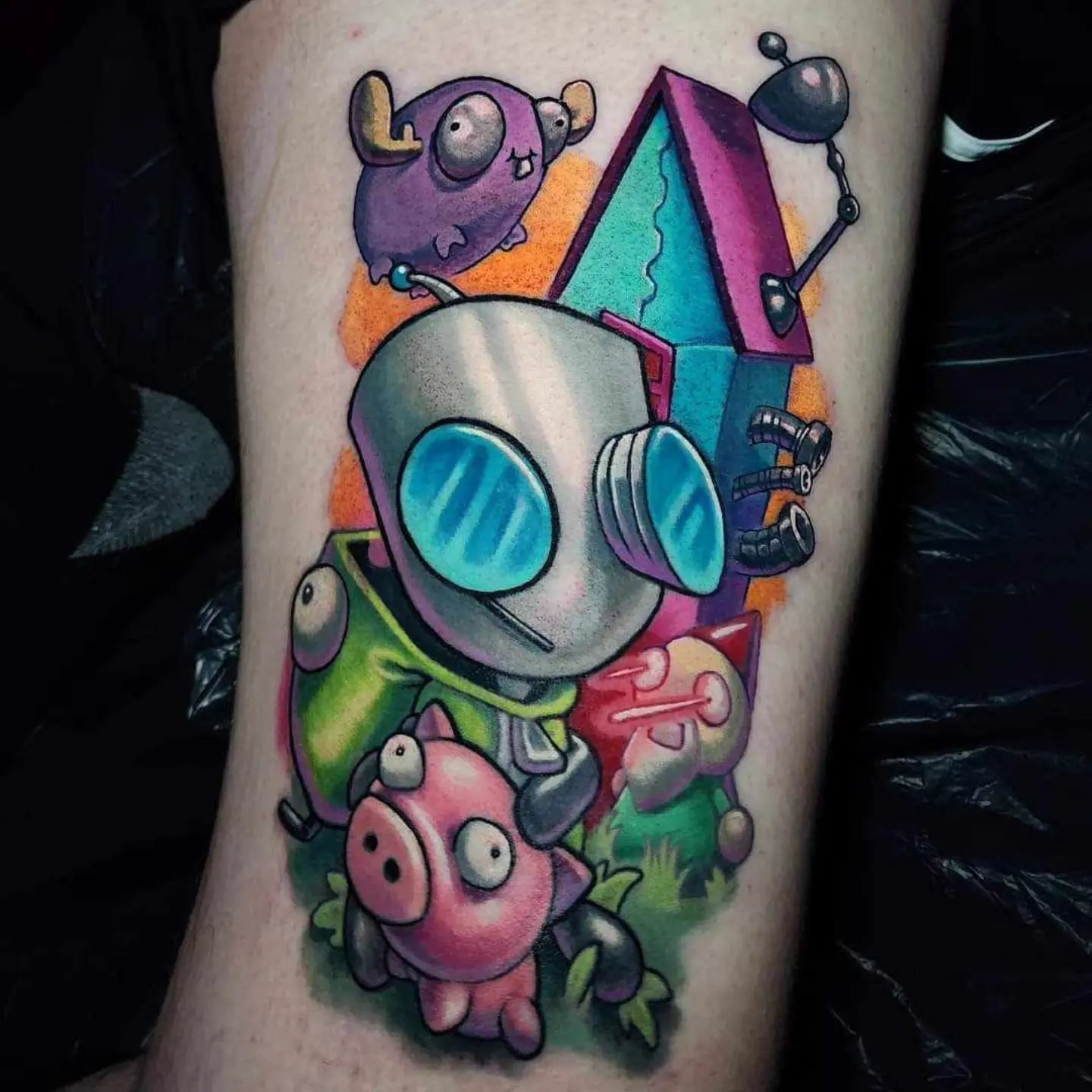 Robot and pig dotwork tattoo on the thigh by Chicago Tattoo Artist New School Tattoos, Naperville, Illinois