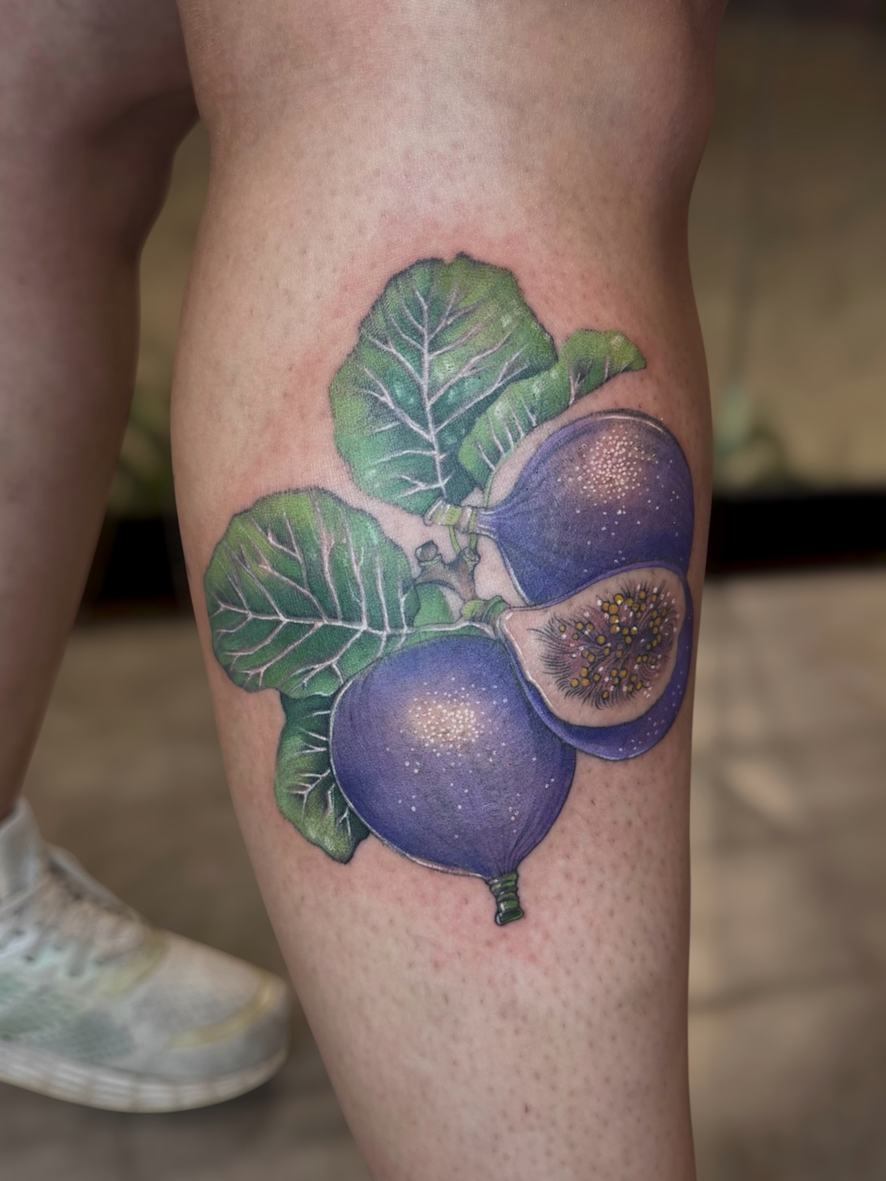 Tattoo by @taracrespitattoos โ realism