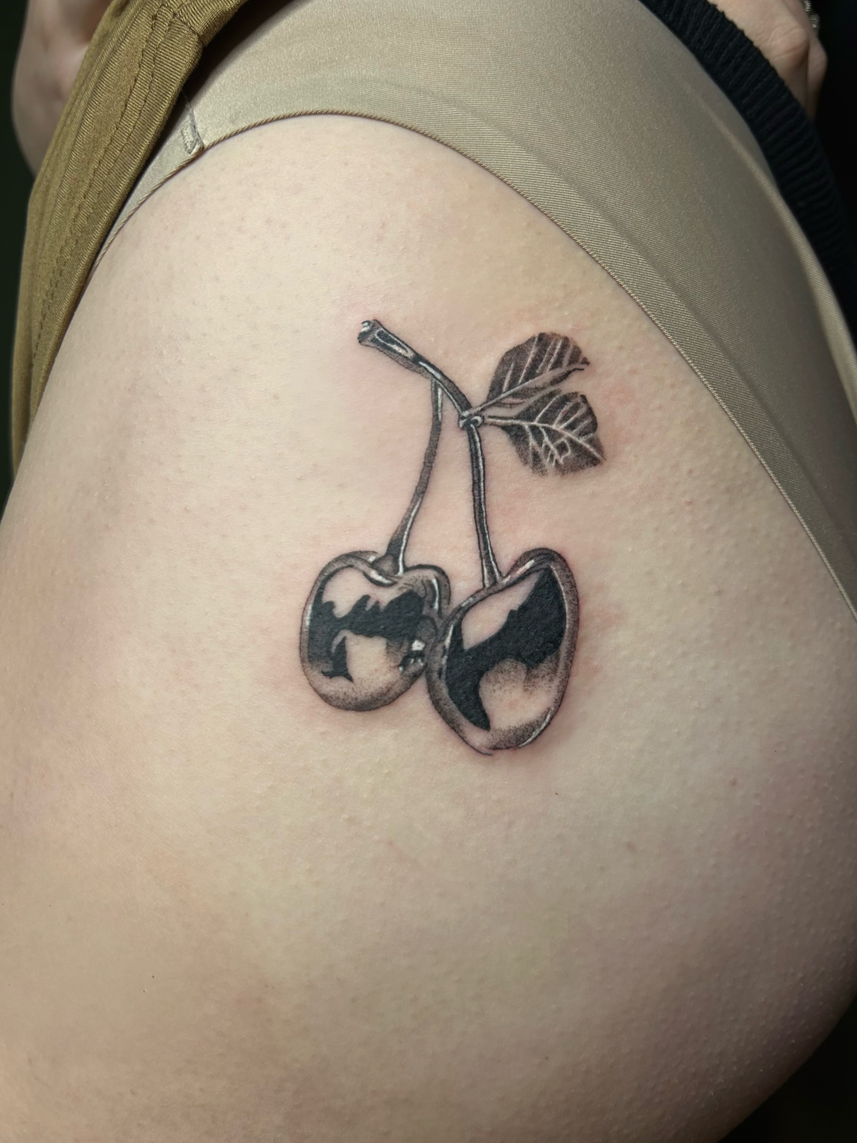 Tattoo by @sumtimesipaint — black_and_grey
