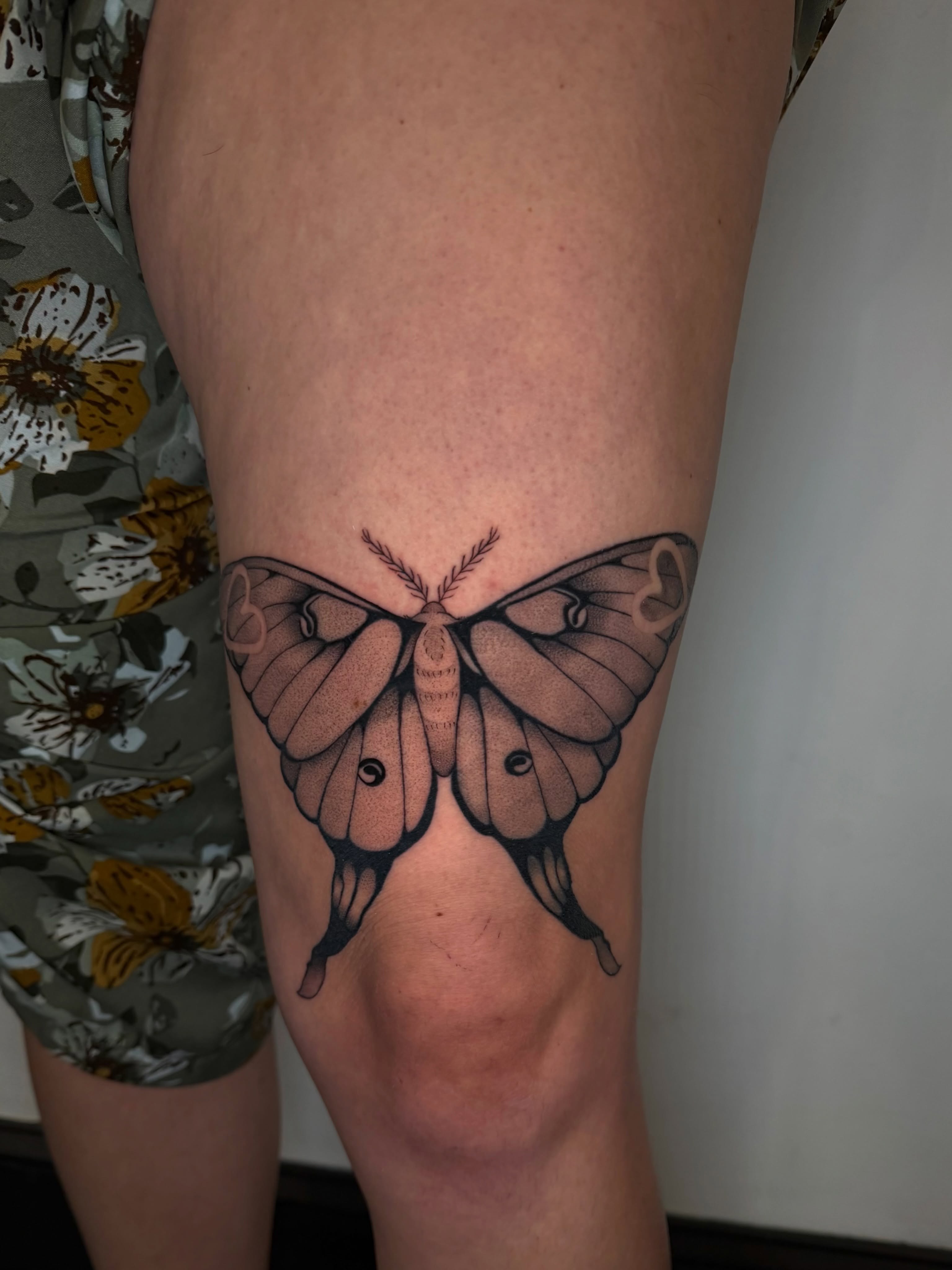 Butterfly dotwork tattoo on the thigh by 𝘋𝘪𝘢𝘯𝘯𝘢