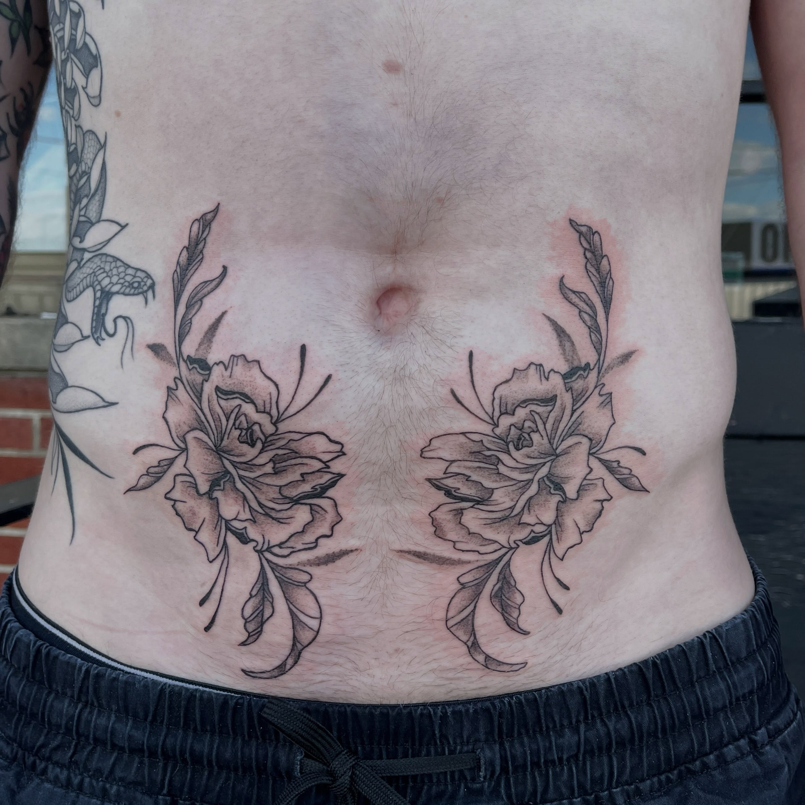 Tattoo by @sarahbellzebub — black_and_grey