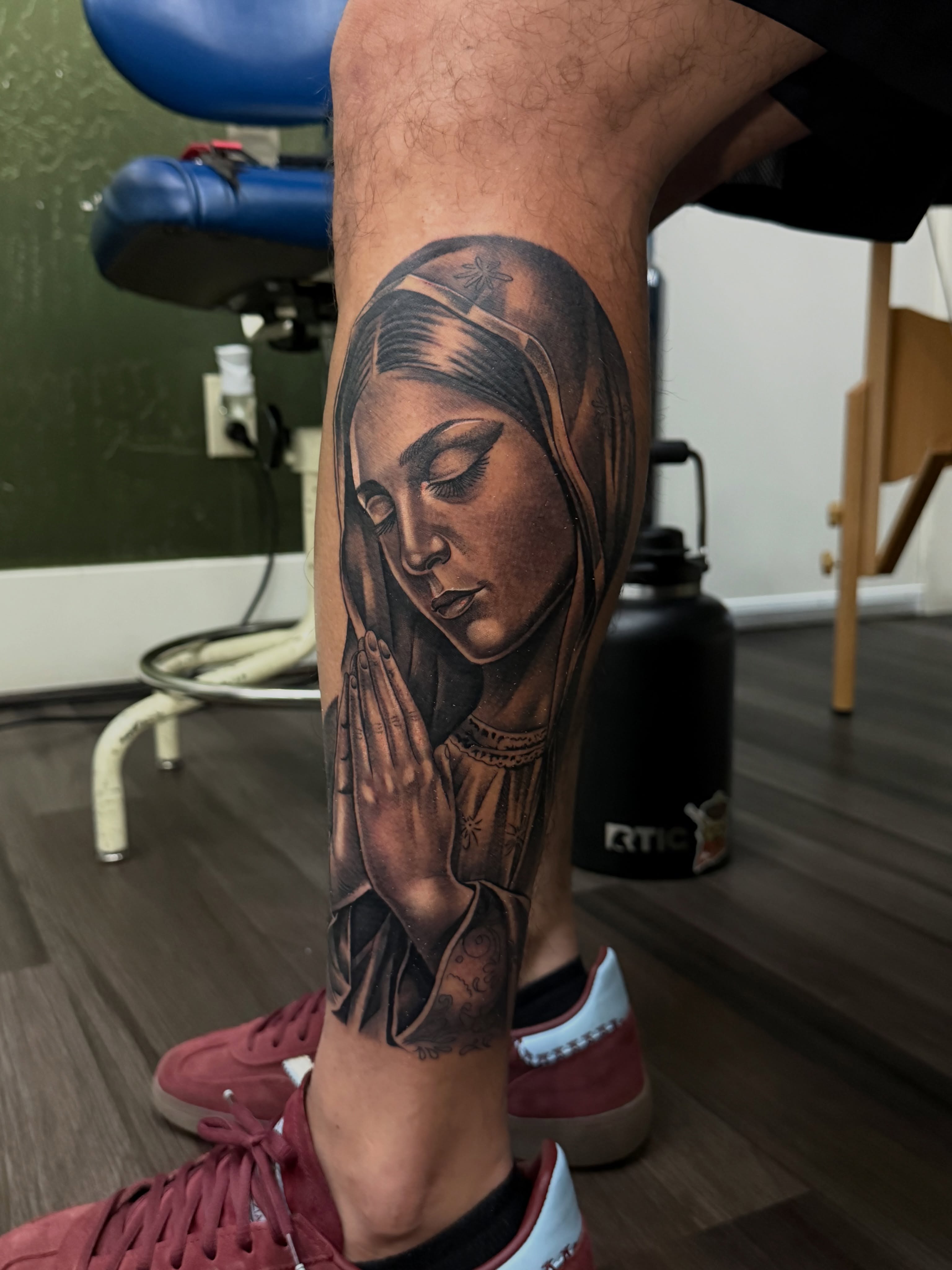 Tattoo by @tattoosbygonzo530 — realism