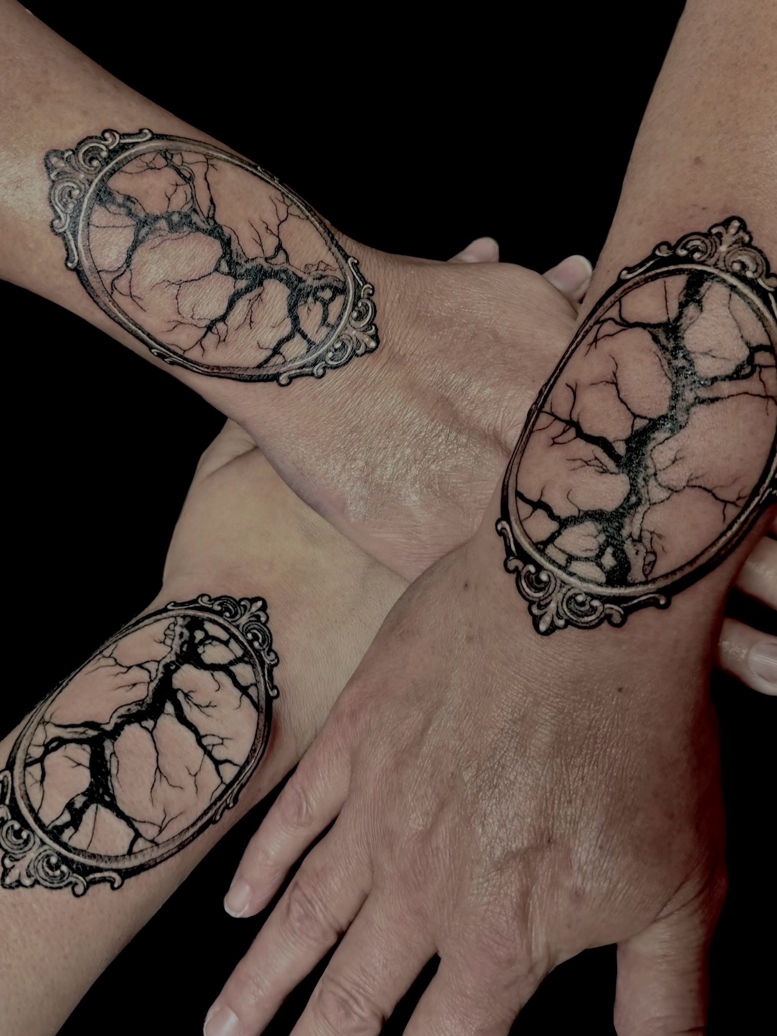 Tattoo by @katscratchtattooss — black_and_grey