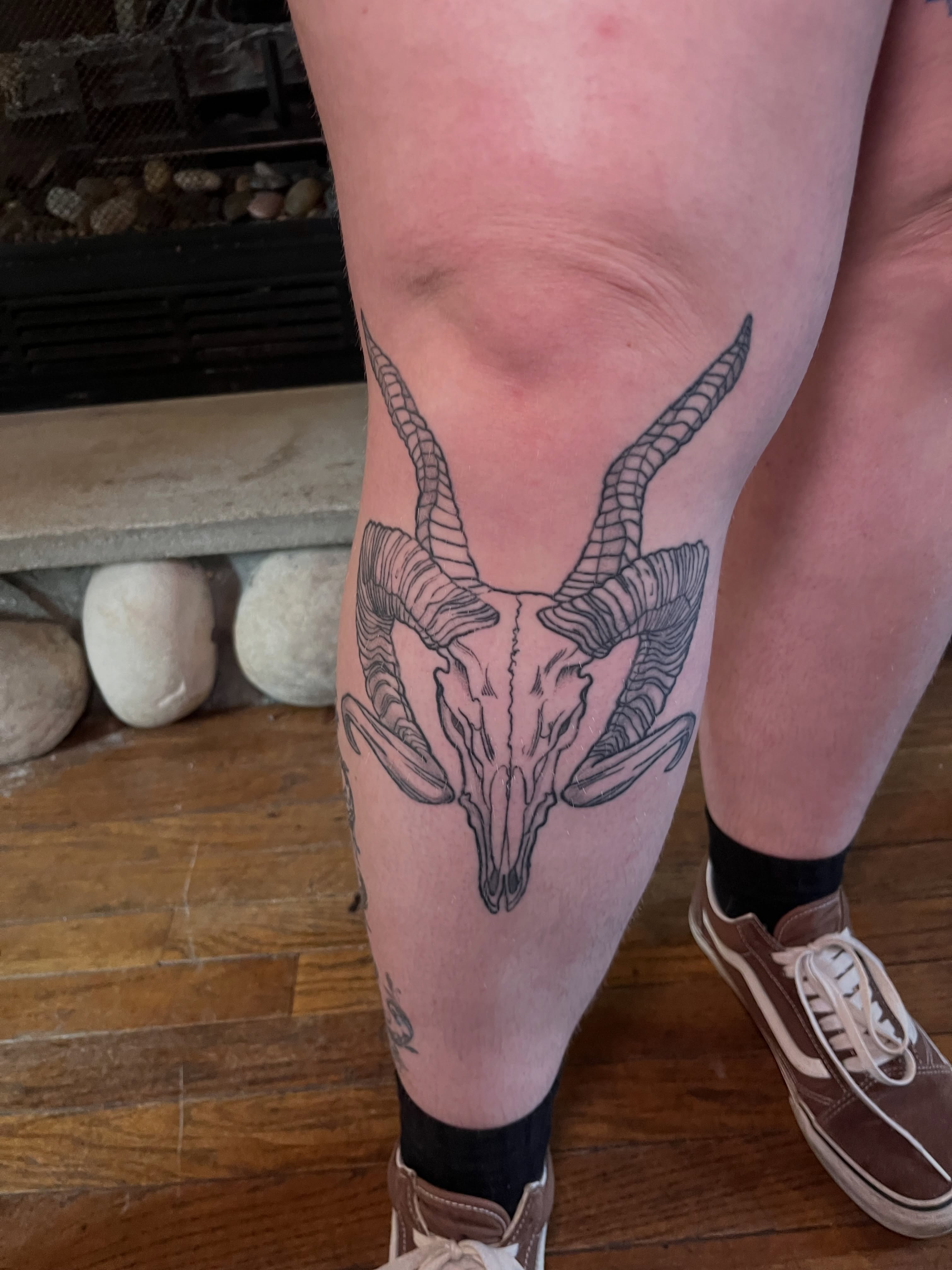 Tattoo by @syreetattoos — black_and_grey