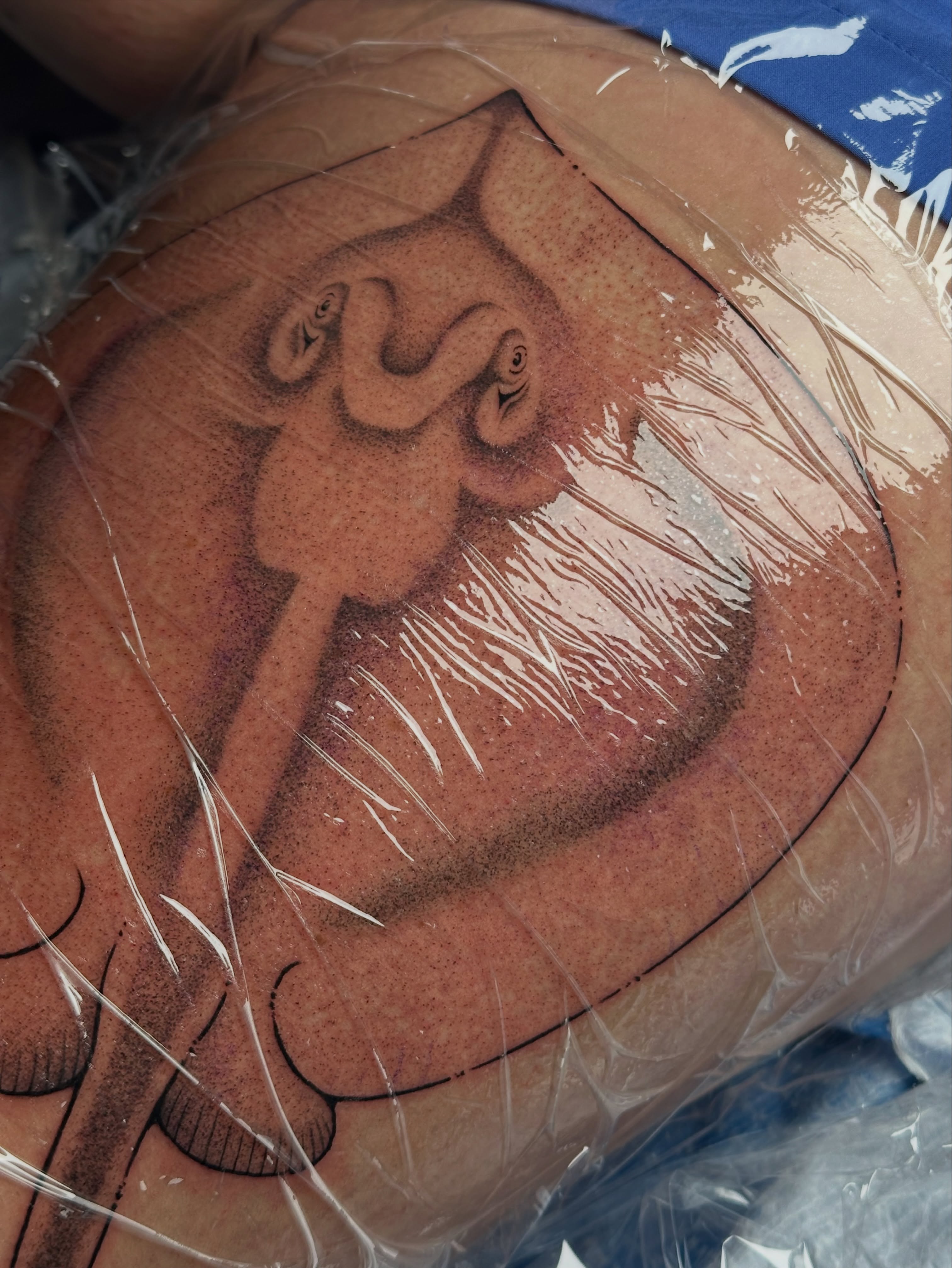 Tattoo by @guayabaiqueso — dotwork
