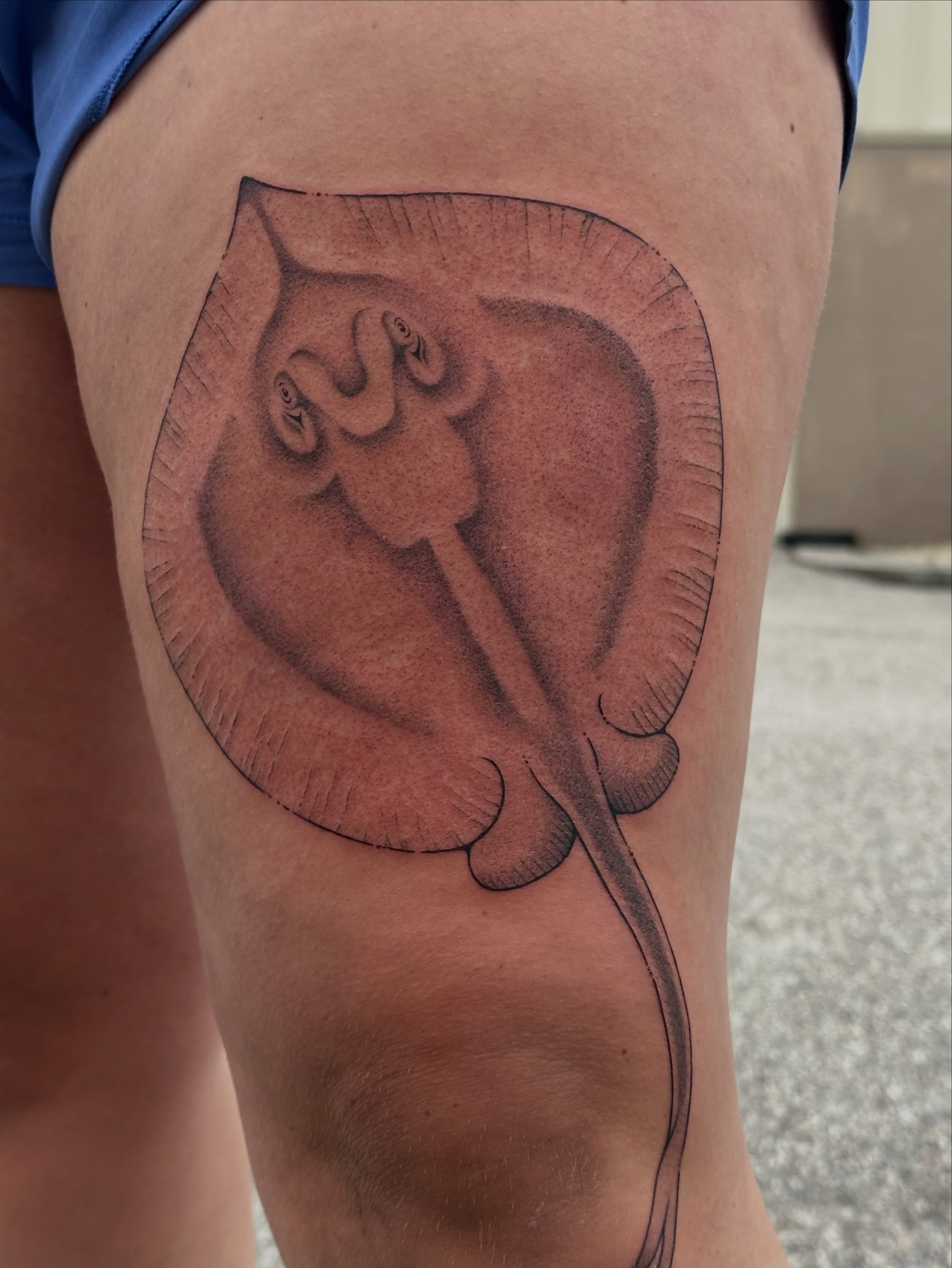 Tattoo by @guayabaiqueso — black_and_grey