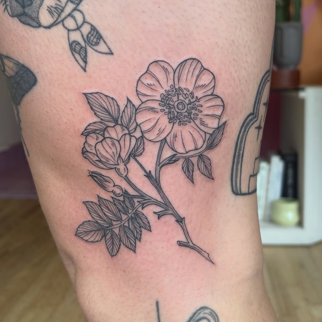 Tattoo by @alliemoontattoo — black_and_grey
