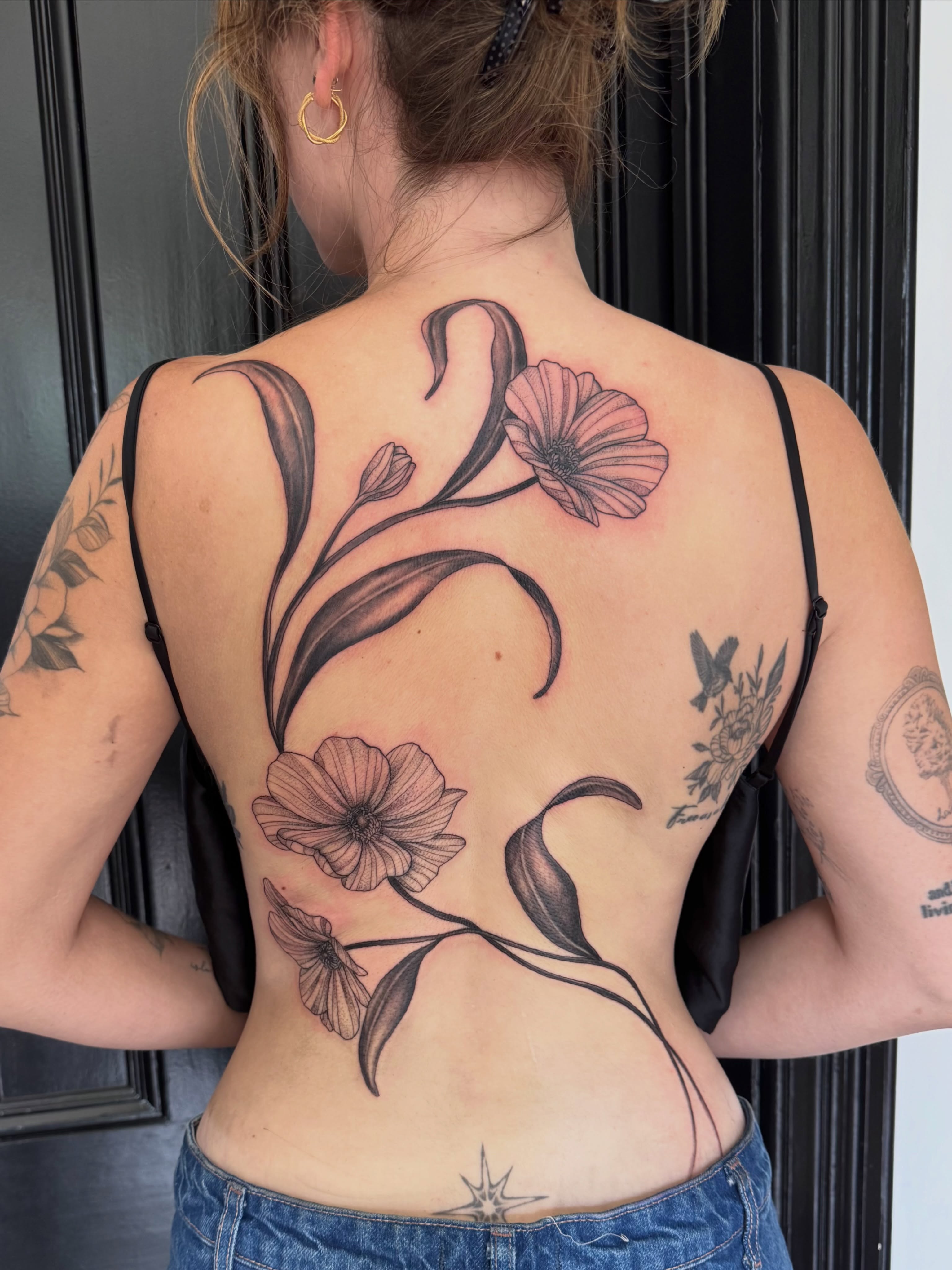 Tattoo by @chloemarietattoo โ black_and_grey