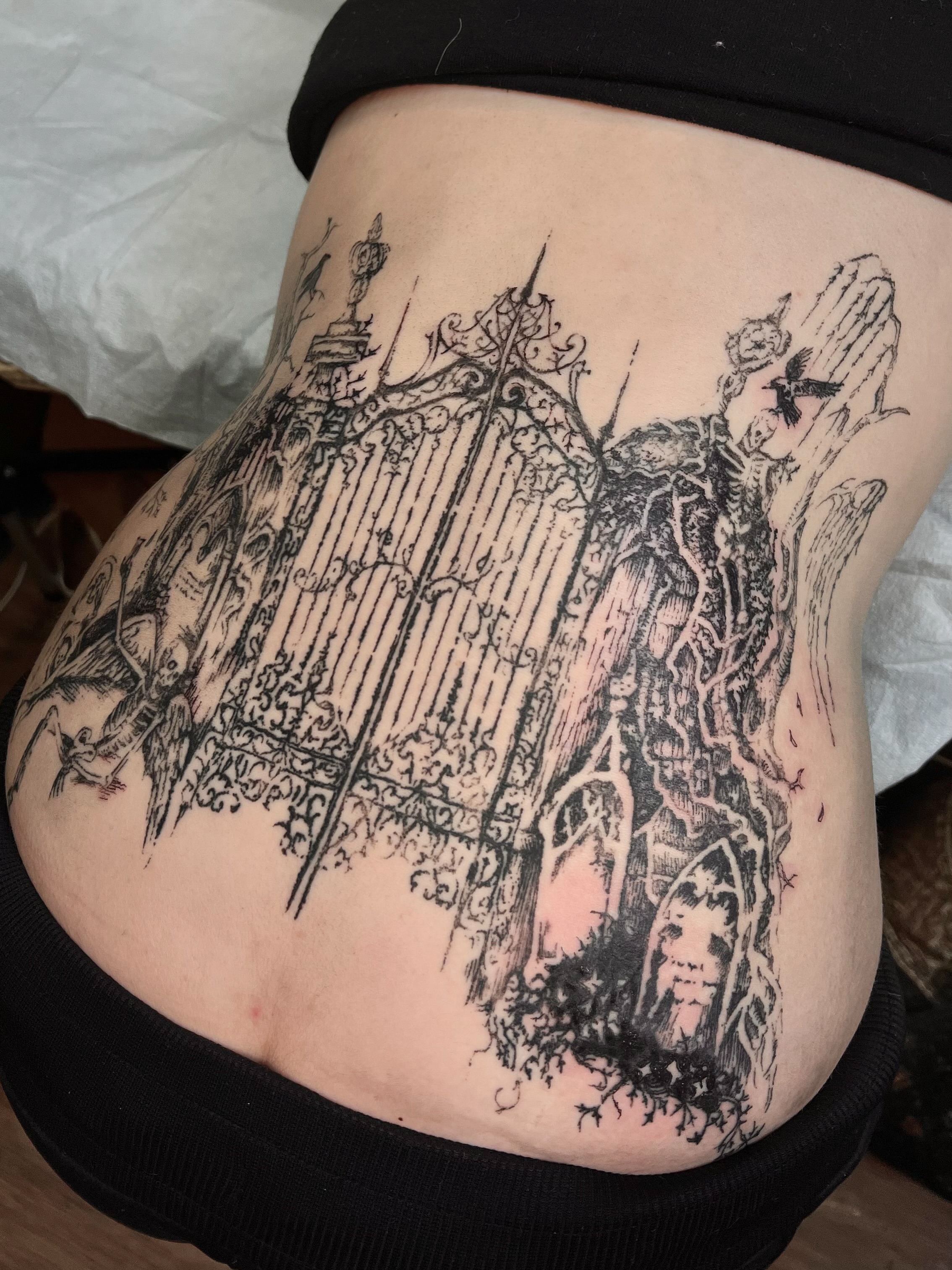 Gothic gate dark realism tattoo on the thigh by ꧁ 𝓛𝖎𝖛 ꧂, Cambridge, Massachusetts