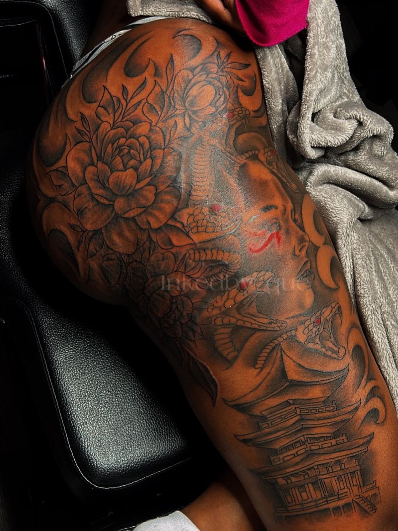 Dragon and temple japanese irezumi tattoo on the thigh by Q⚜️