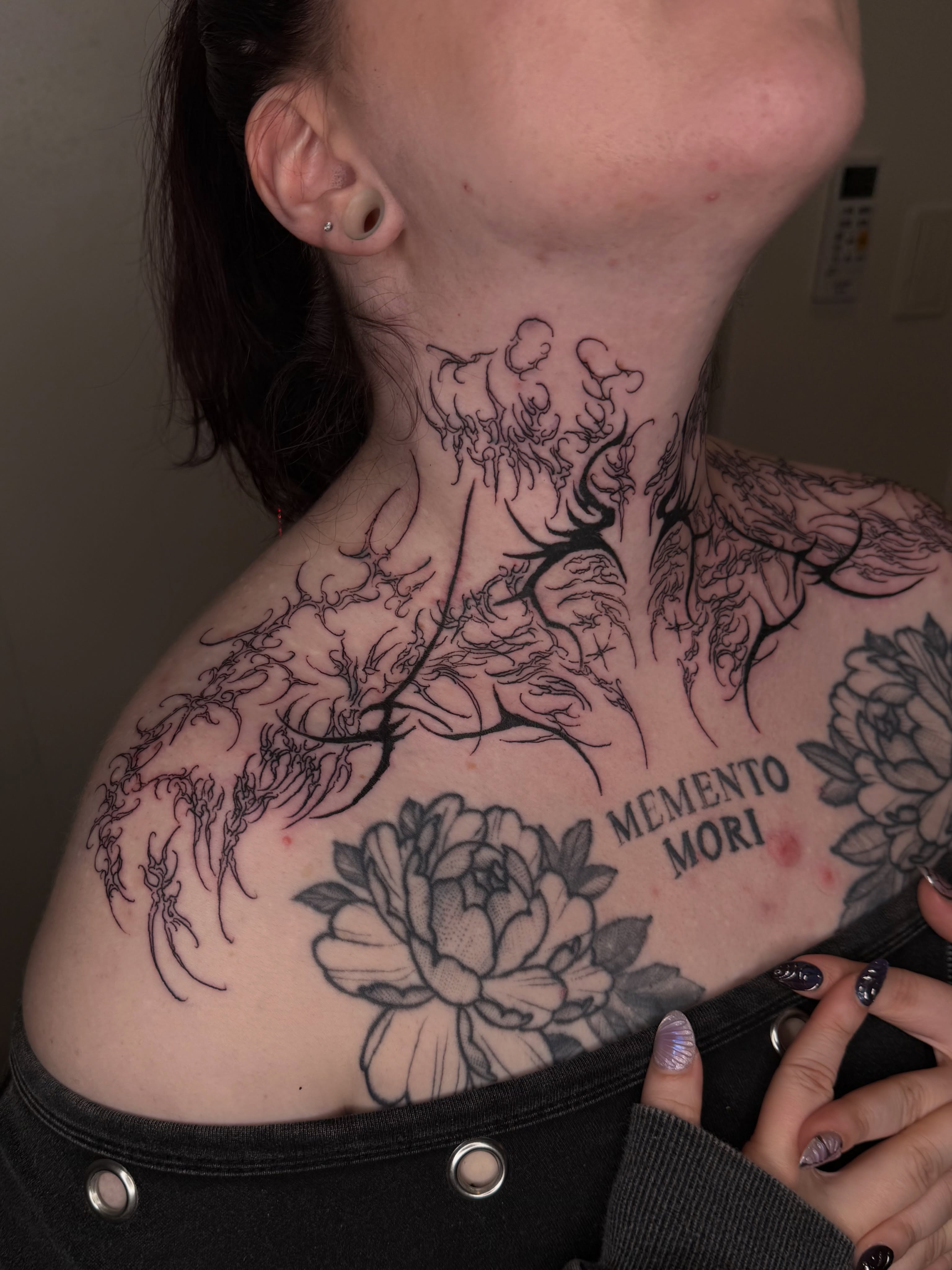 Tattoo by @diiv4n — black_and_grey