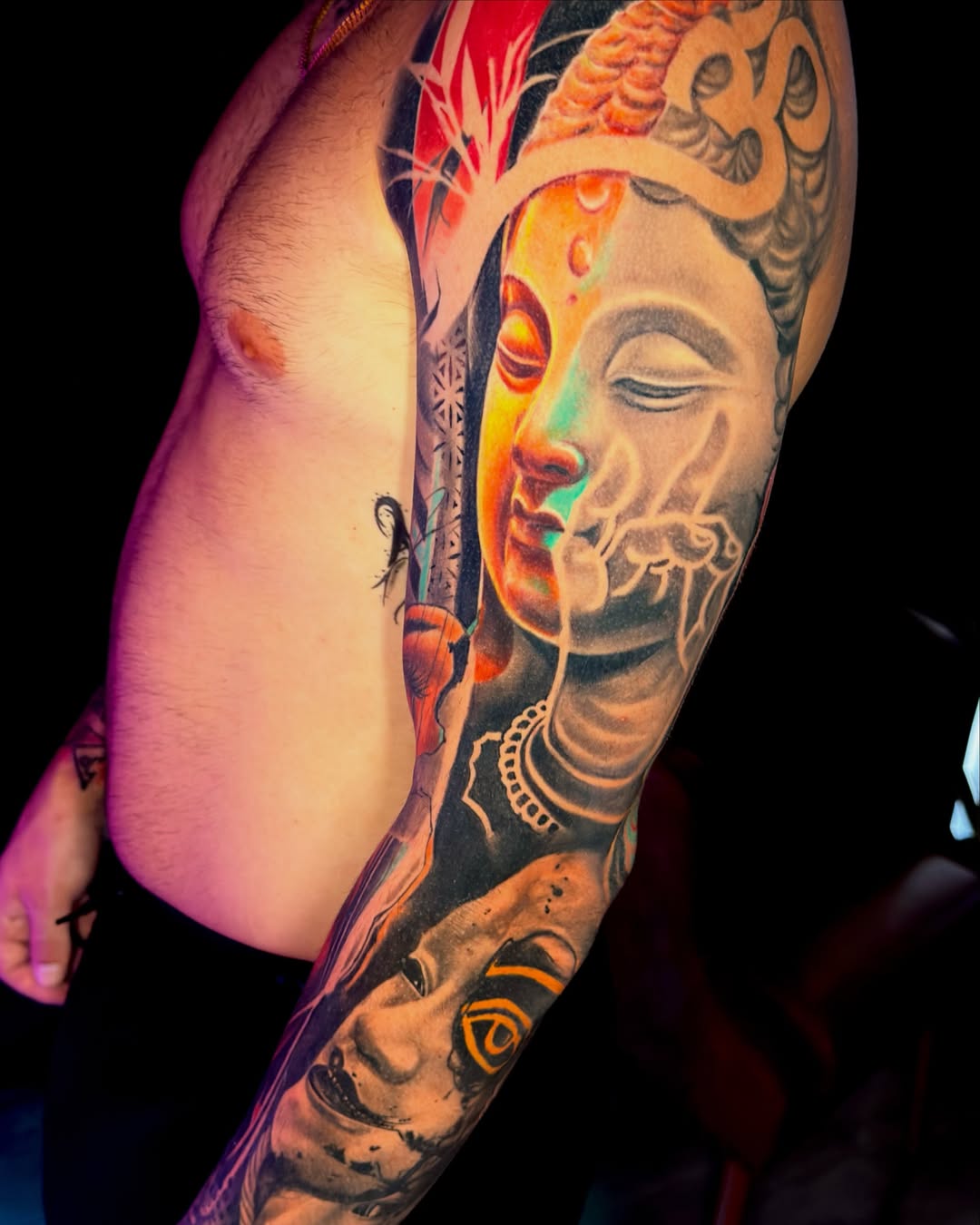 Tattoo by @davehatelovetattoo — neo_traditional, realism