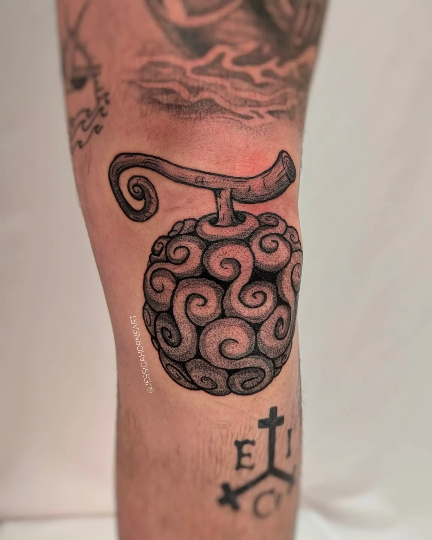 Tattoo by @jessicahorneart β dotwork