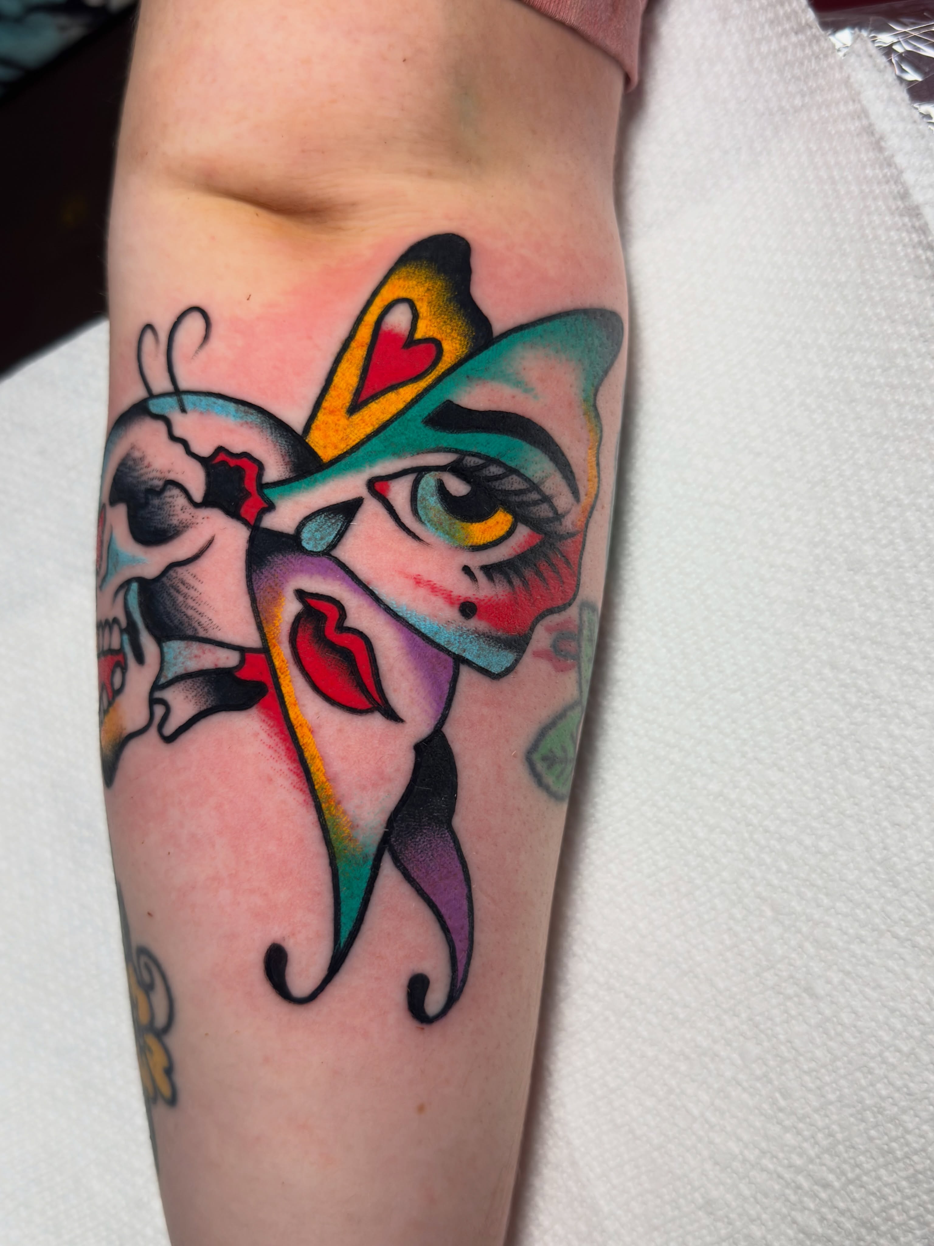 Tattoo by @tat2vandal โ american_traditional