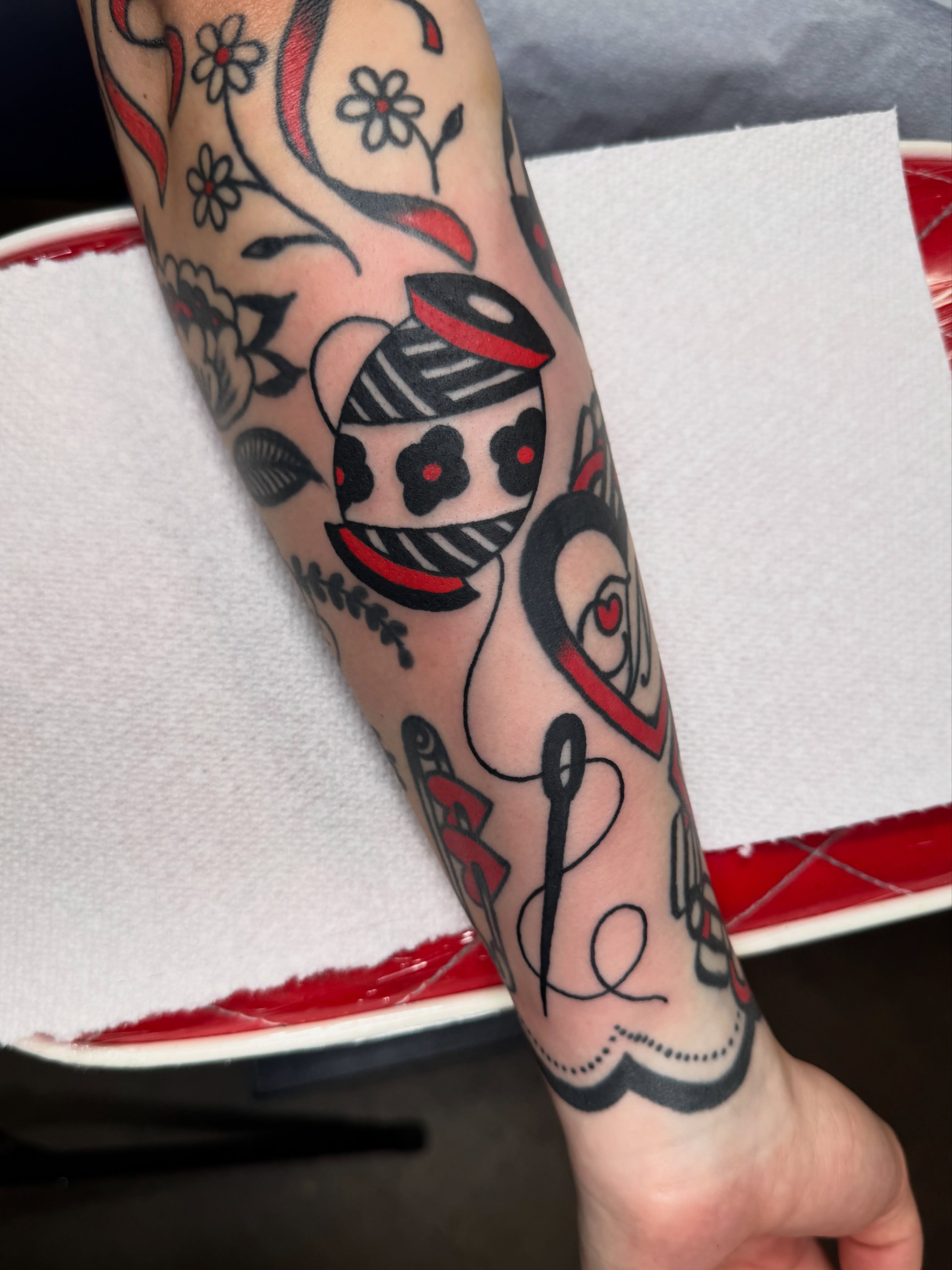 Tattoo by @lilygtattoo β american_traditional