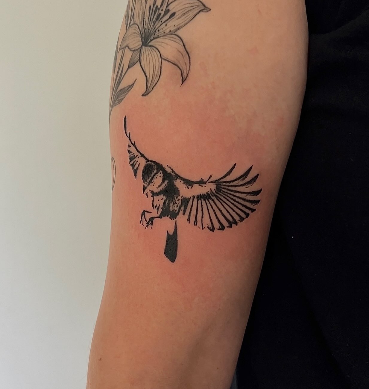 Tattoo by @fivi_lu — black_and_grey