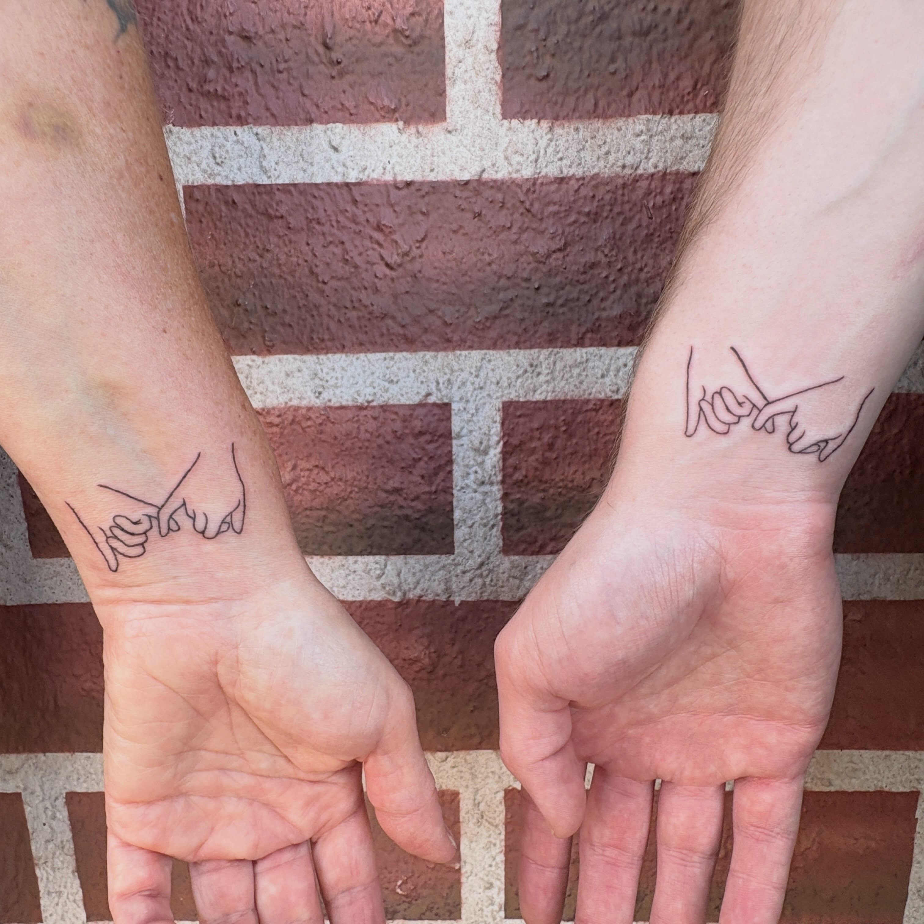 Hands fine line tattoo on the hand by izzy solae