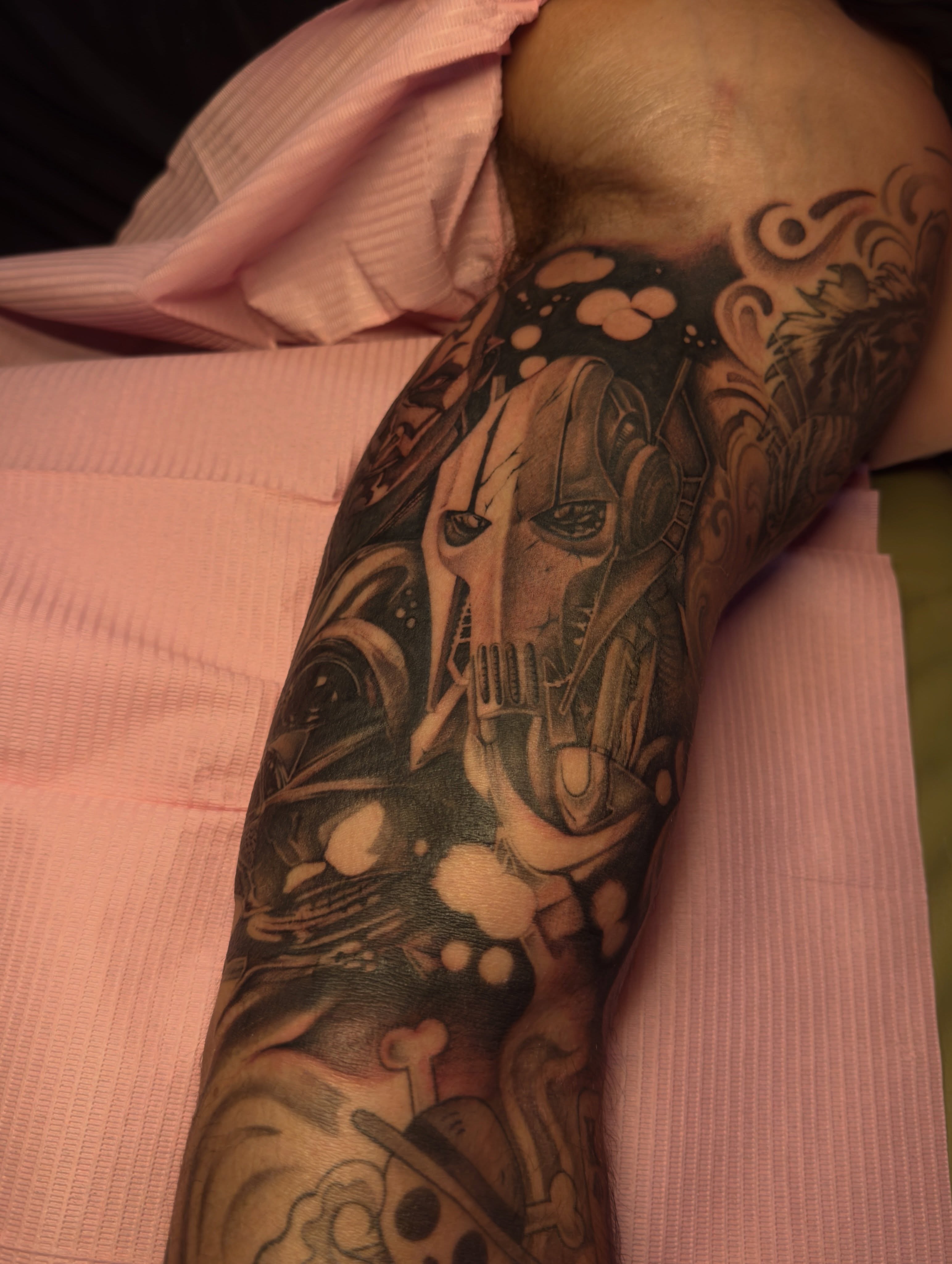 Mecha head realism tattoo on the forearm by 𝙷𝚊𝚒𝚕𝚎𝚢 𝙷𝚊𝚛𝚎𝚗 ✯ 𝙽𝙴 𝙾𝚑𝚒𝚘 𝚃𝚊𝚝𝚝𝚘𝚘 𝙰𝚛𝚝𝚒𝚜𝚝