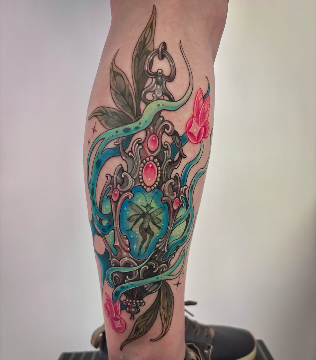 Tattoo by @fairygremlinn — new_school, ornamental