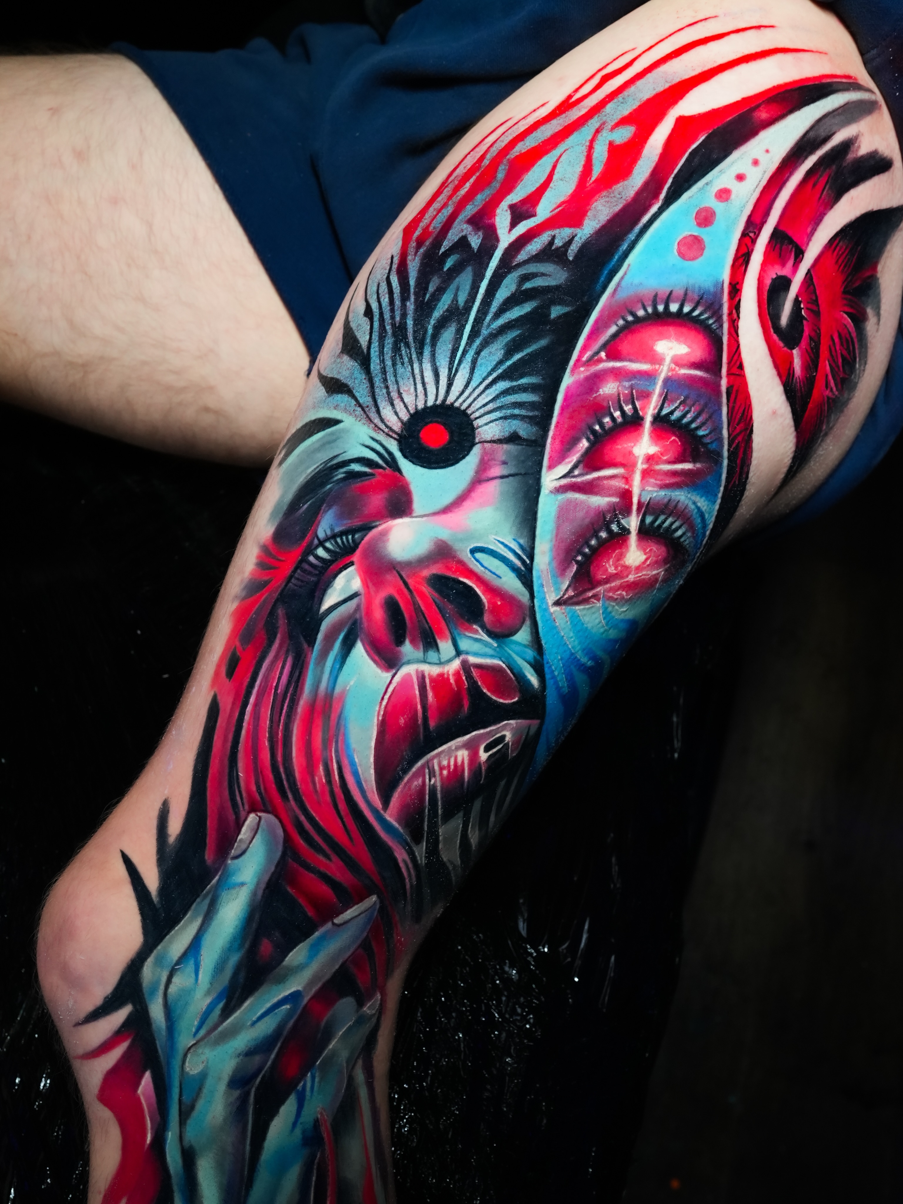 Tattoo by @devinmullentattoos — dotwork, japanese_irezumi