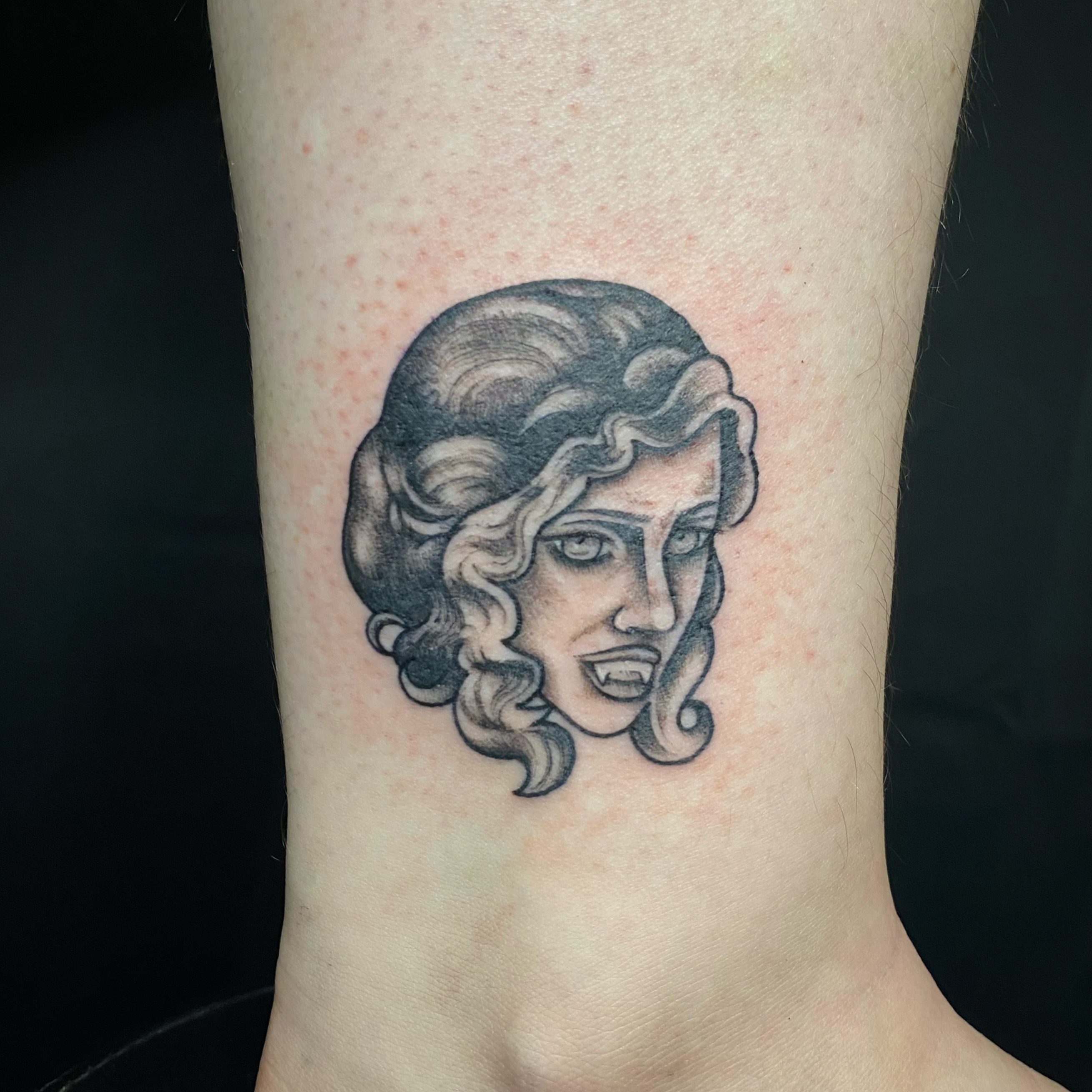 Tattoo by @gentledeviltattoo β black_and_grey