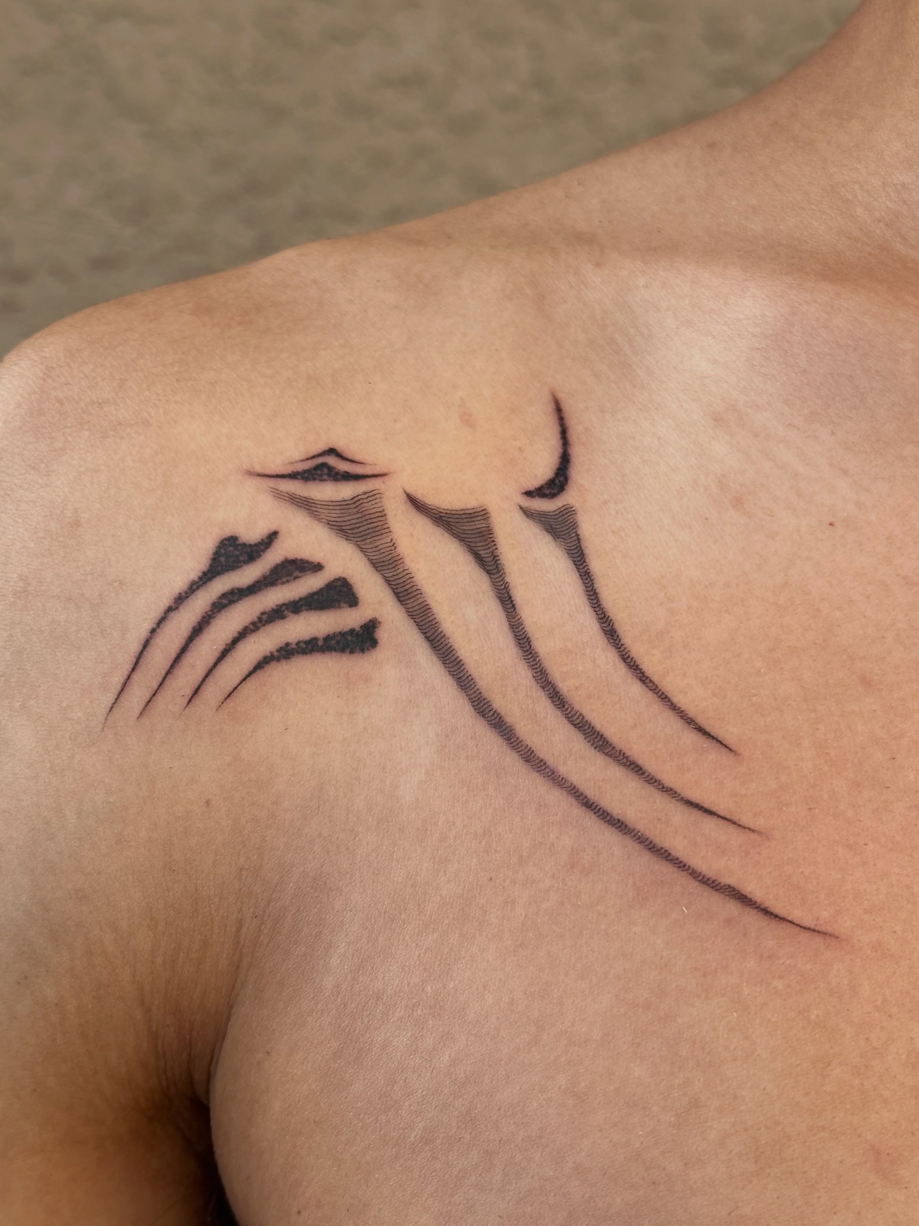 Tattoo by @guayabaiqueso — black_and_grey