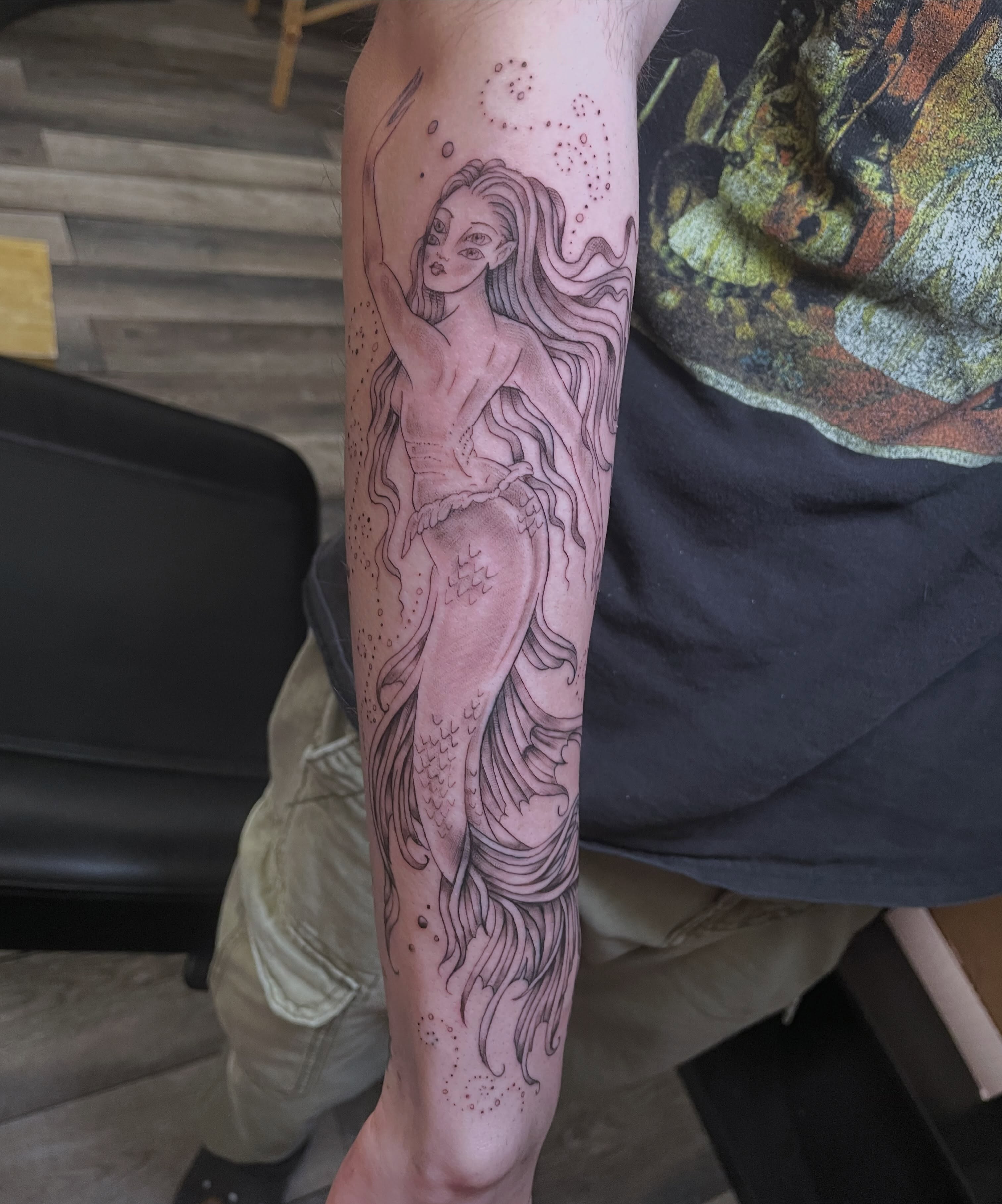 Tattoo by @tattoomebella β dotwork, realism
