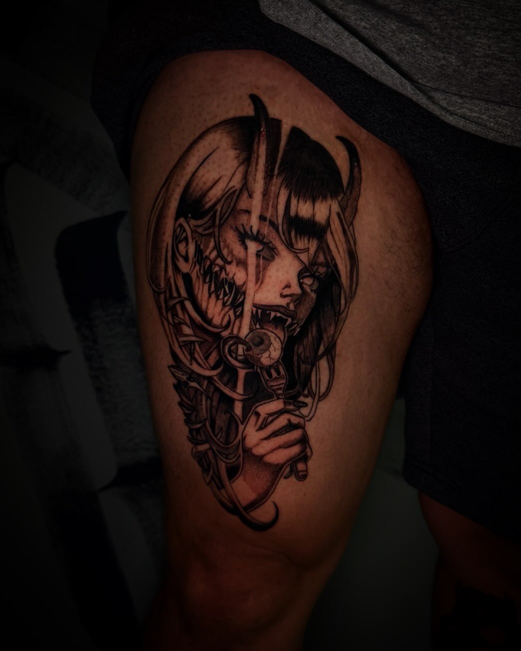 Woman with sword dark realism tattoo on the thigh by 𝕸 𝖆 𝖓 𝖔 𝖑 𝖔