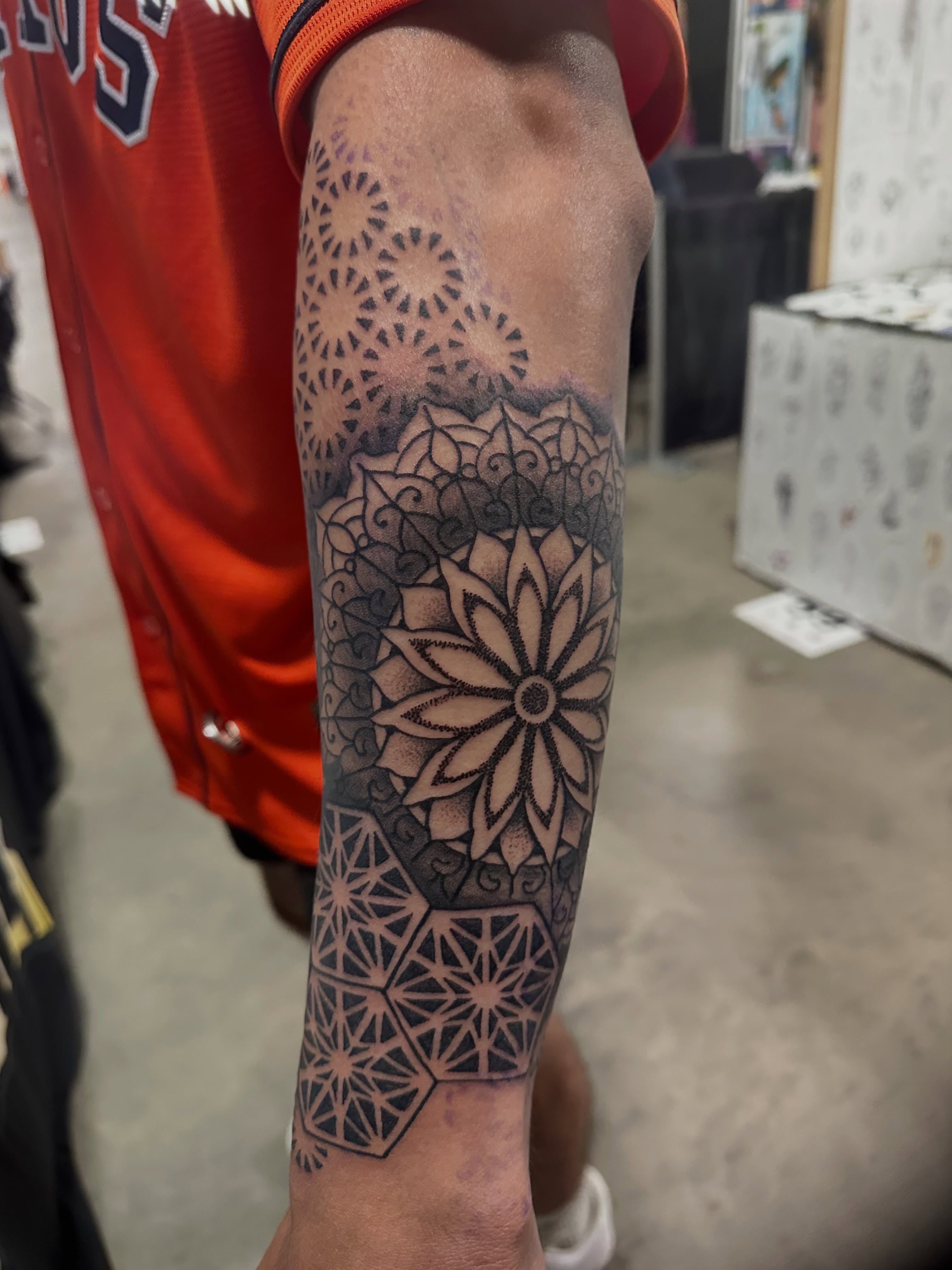 Tattoo by @suzentattoozen — geometric